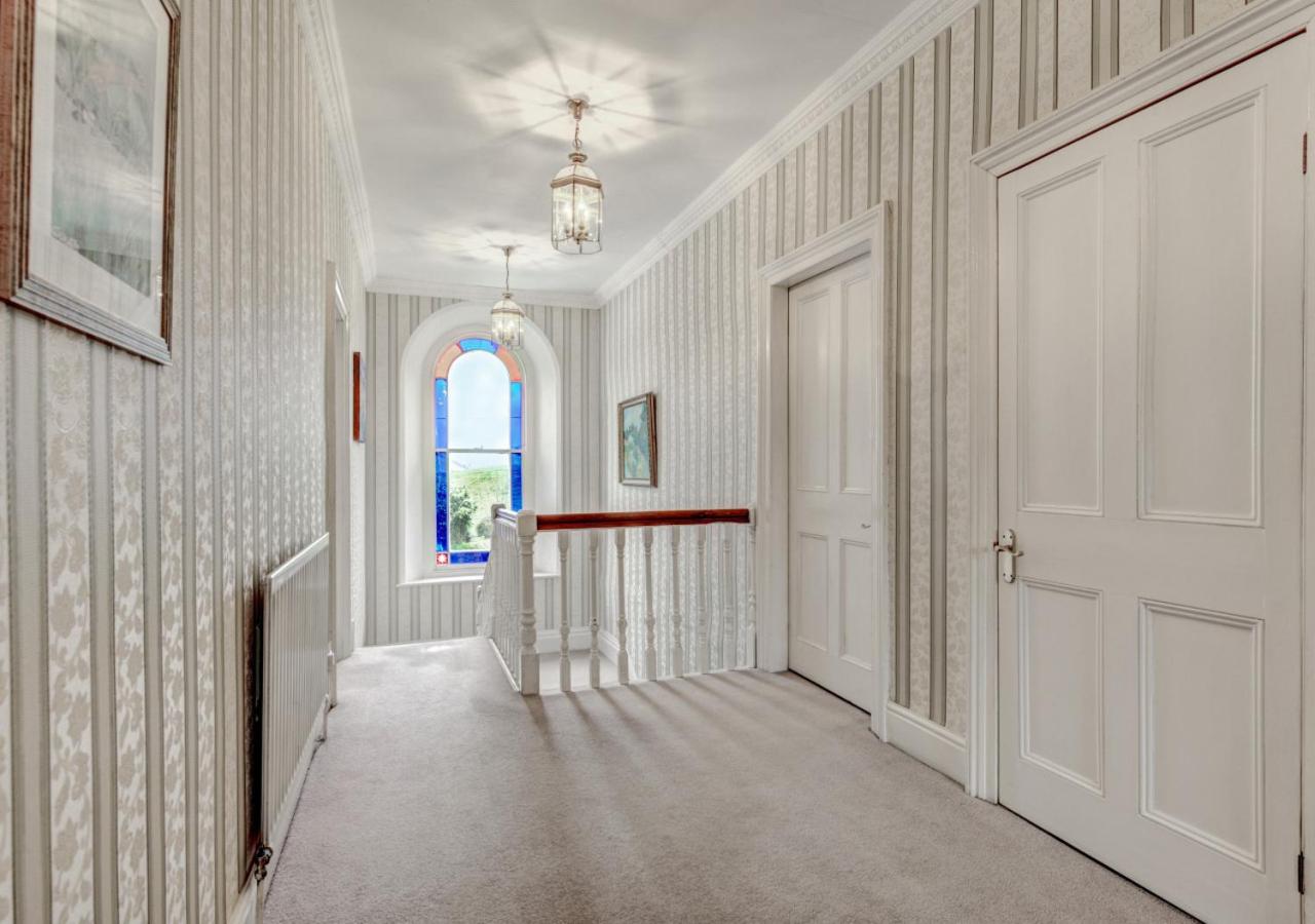 7 Bed in Kingsbridge oc-bc2187