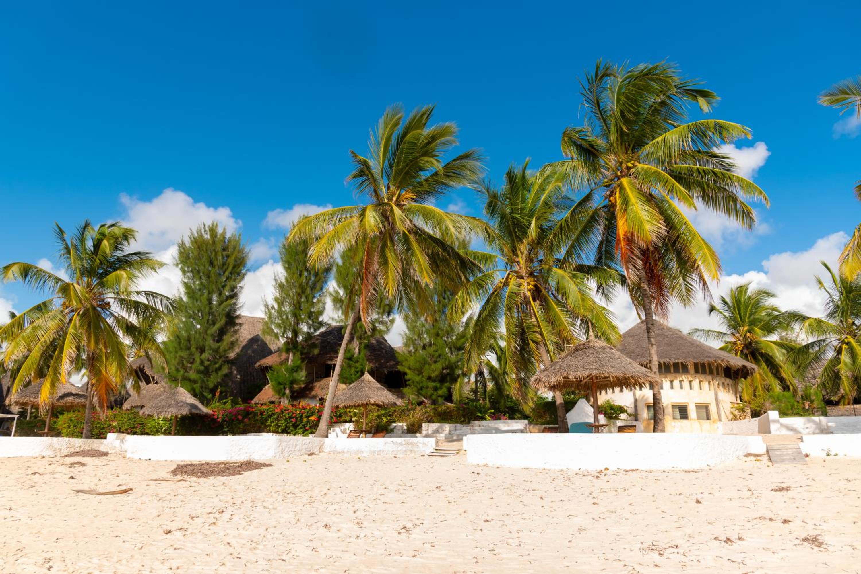 Malindi Palm Villa- Harbour Key Cottages, Villa 16, Silver Sands Road view 2