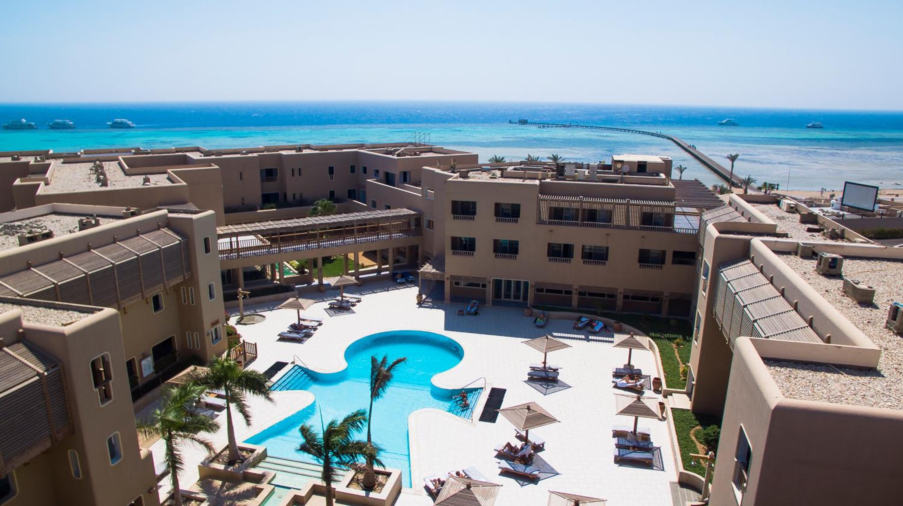 The Breakers Diving and Surfing Lodge Soma Bay