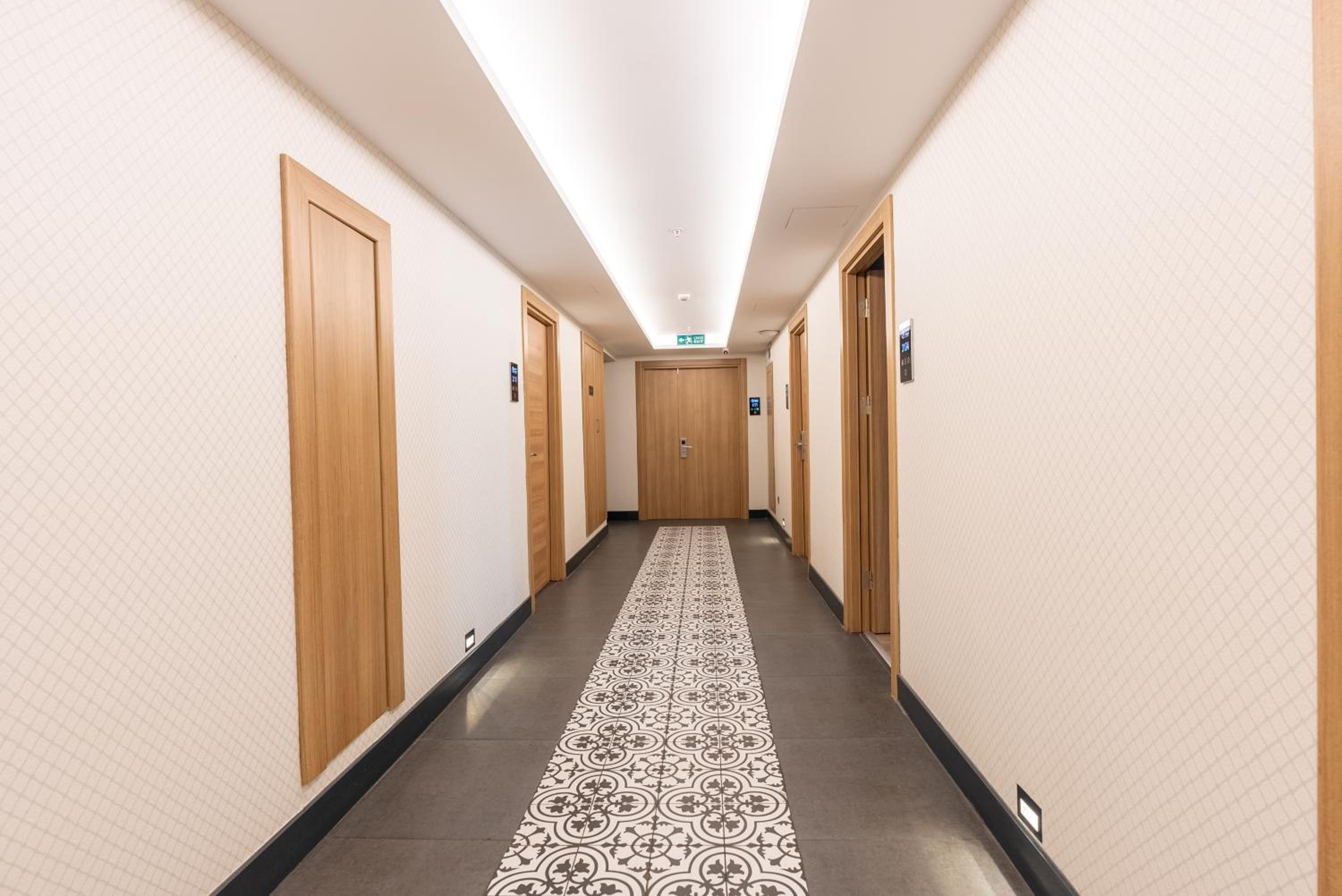 Valens Old City Family & SPA Hotel - Image 8