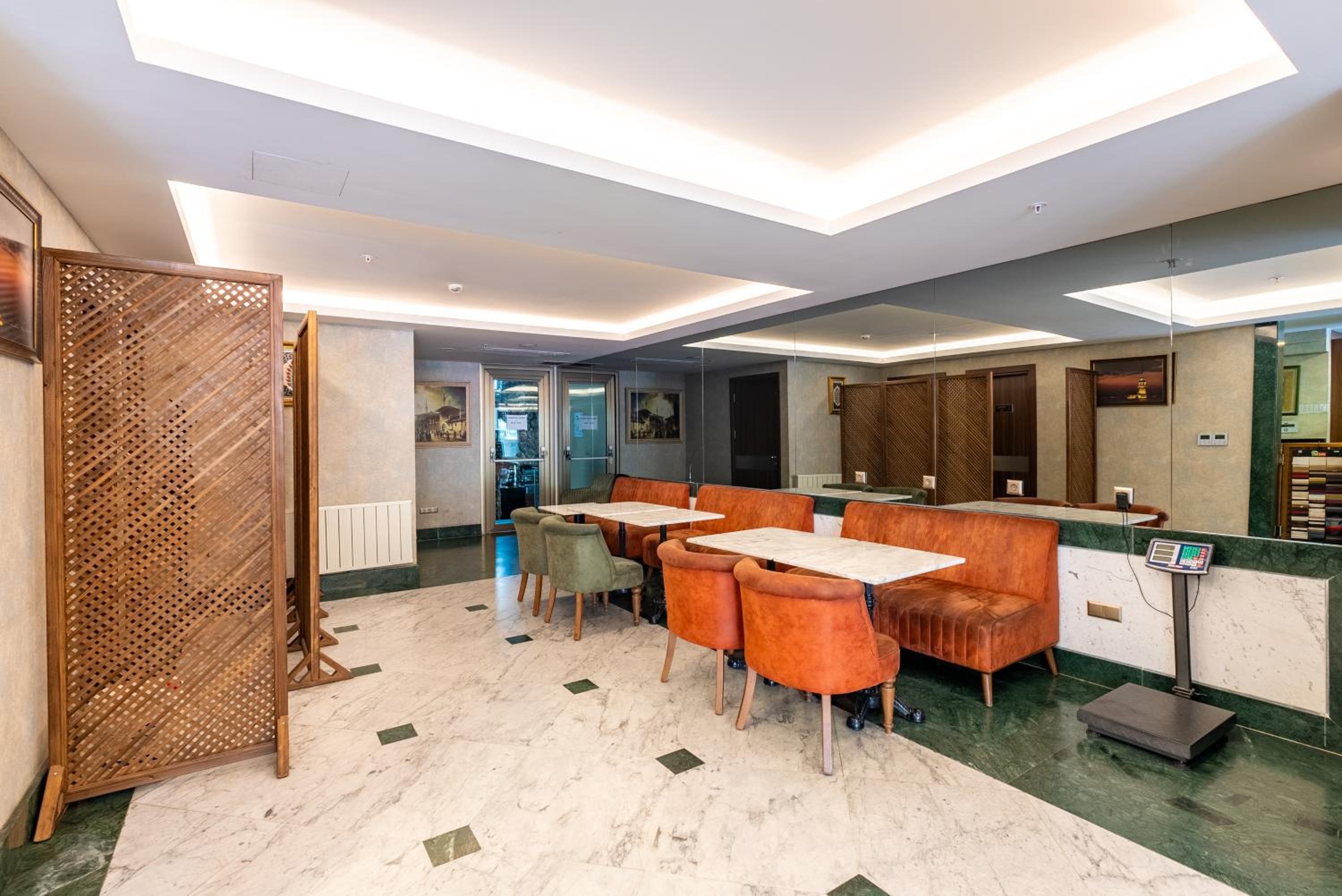 Valens Old City Family & SPA Hotel - Image 17