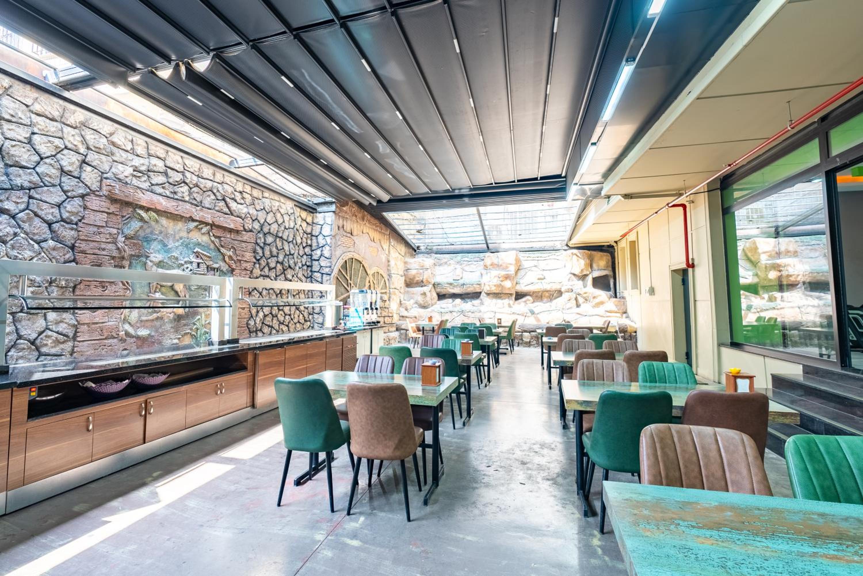 Valens Old City Family & SPA Hotel - Image 40