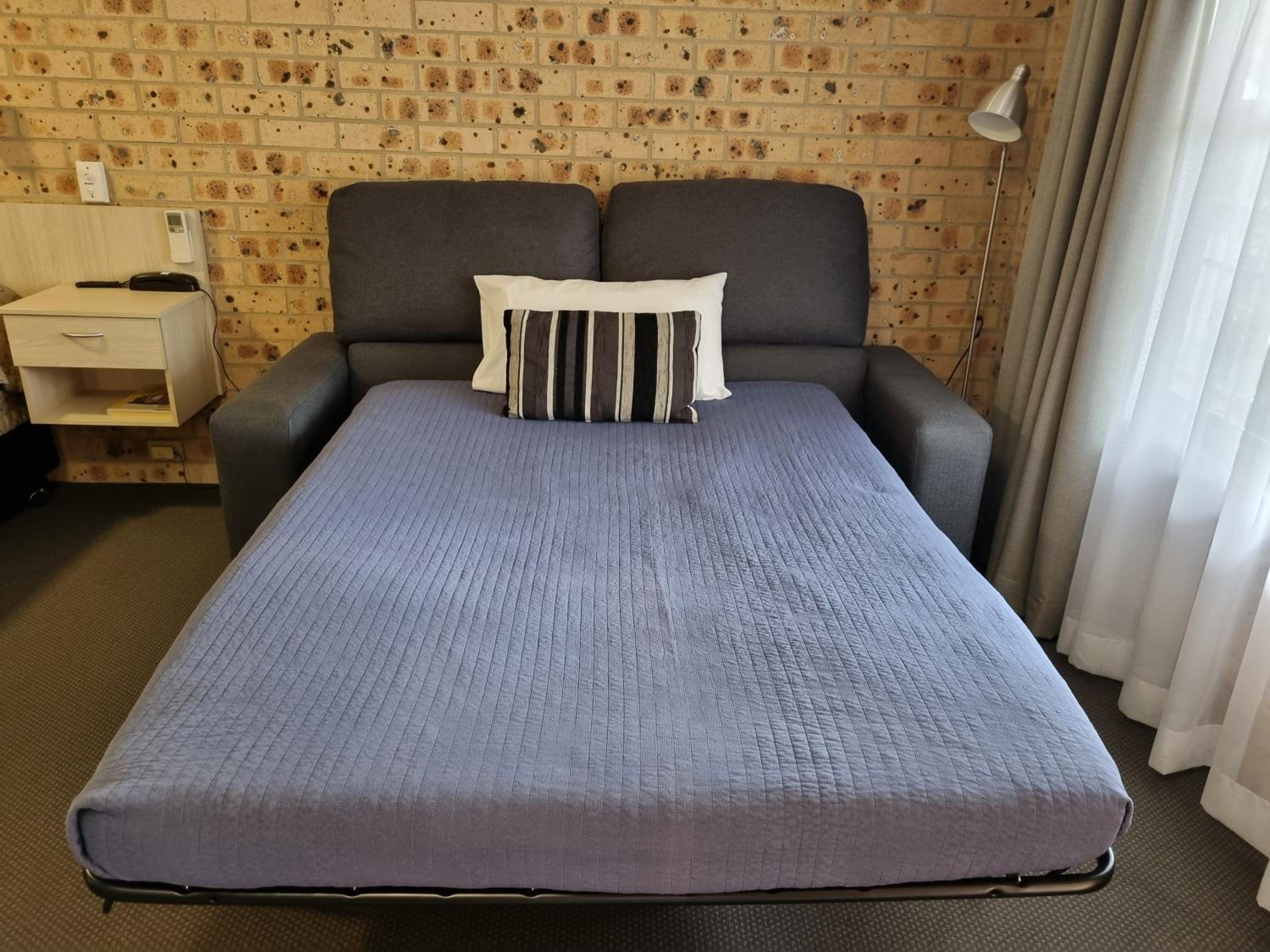 Cardiff Motor Inn