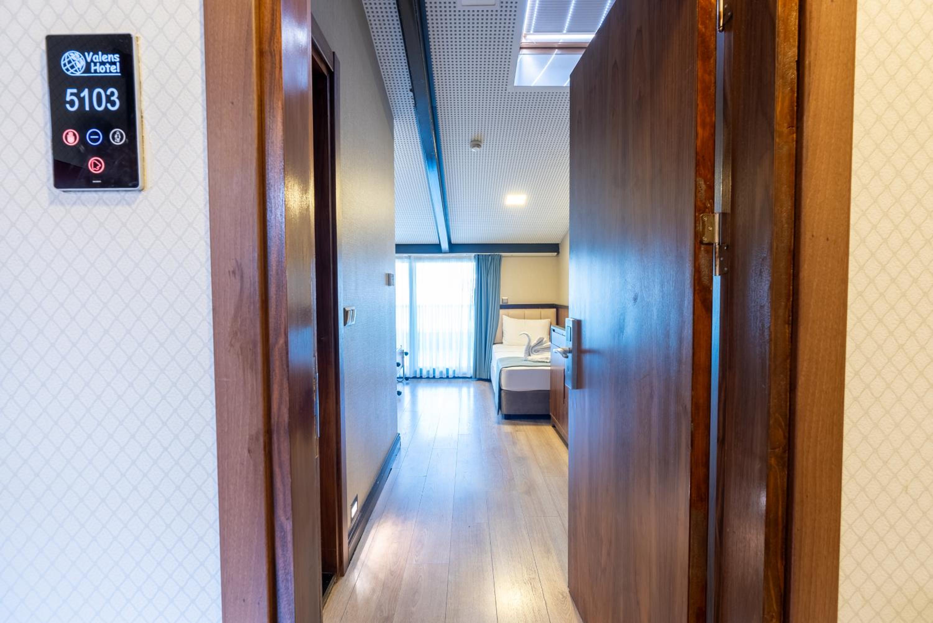 Valens Old City Family & SPA Hotel - Image 81