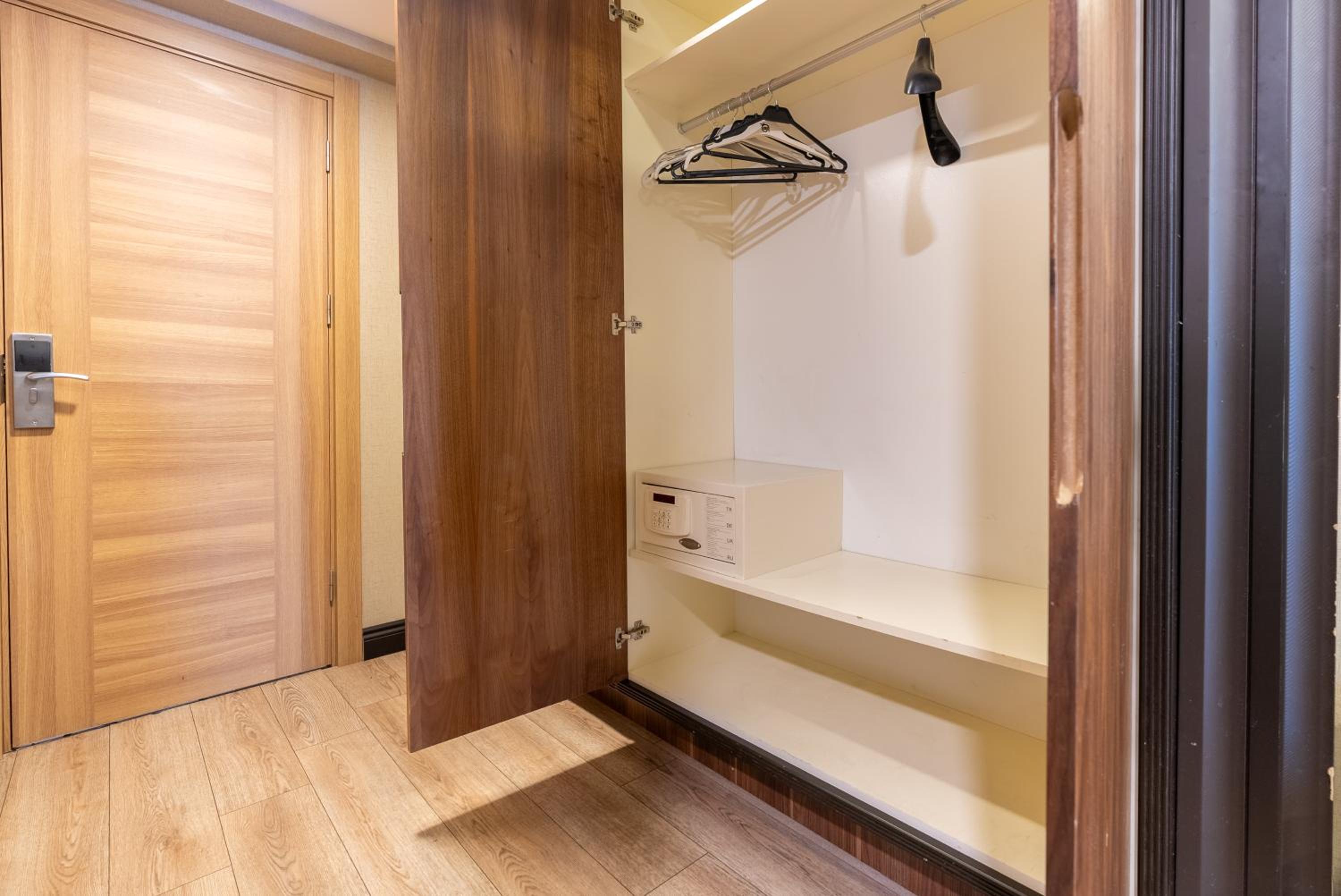 Valens Old City Family & SPA Hotel - Image 122