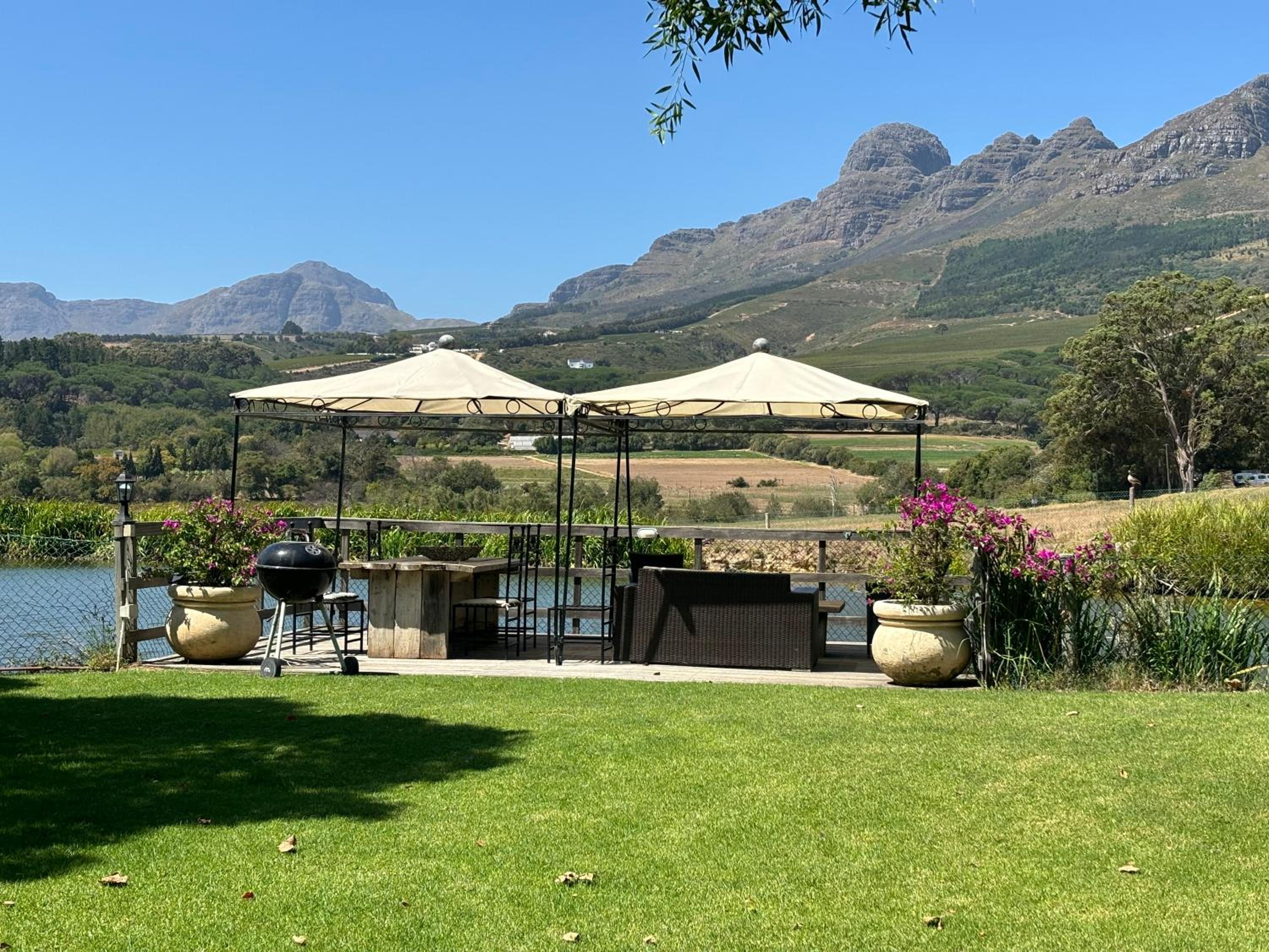 In the Vine Country Manor Guesthouse