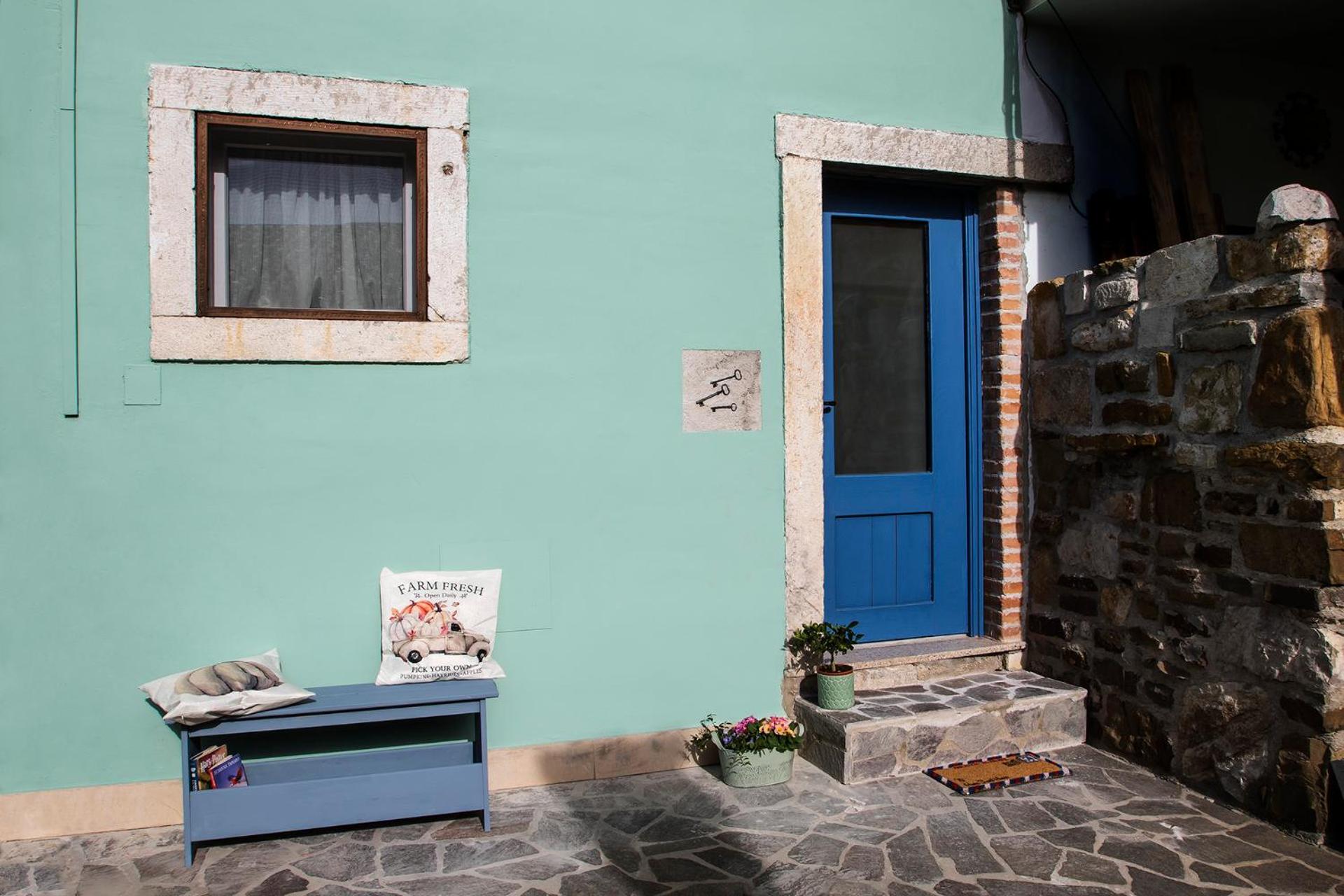 La casetta di Francy, Medea view 3
