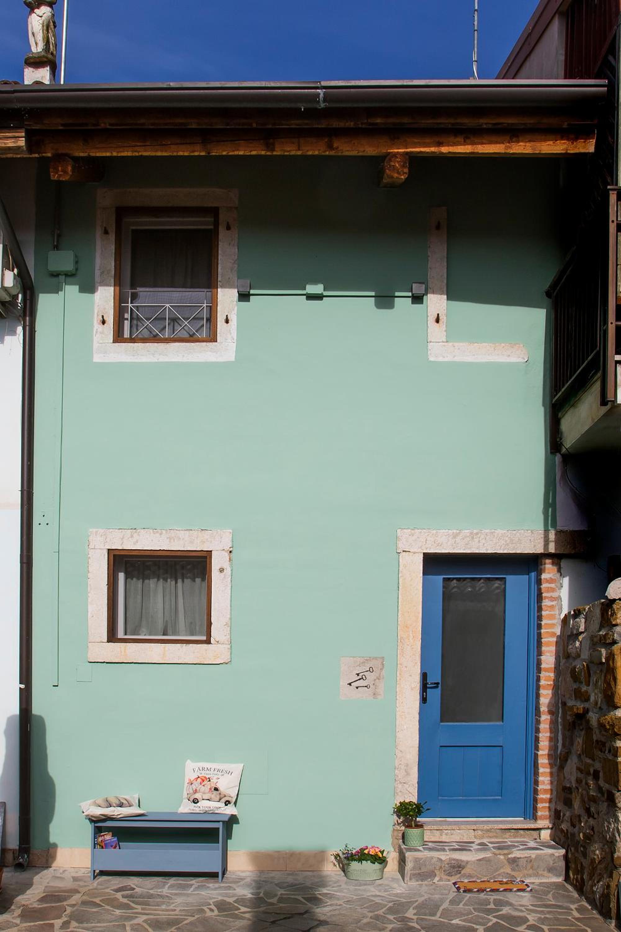 La casetta di Francy, Medea