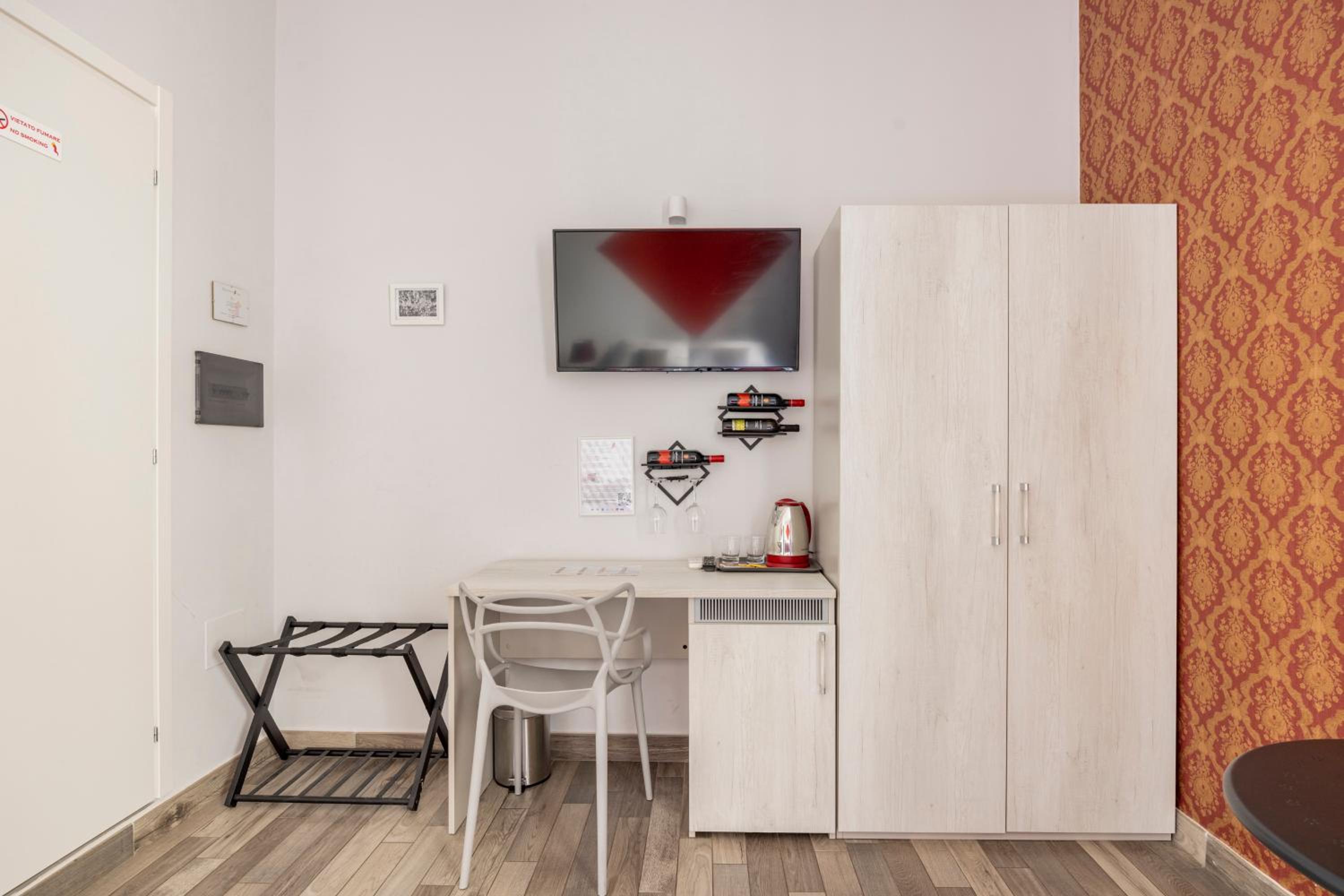 Scaramantico Rooms