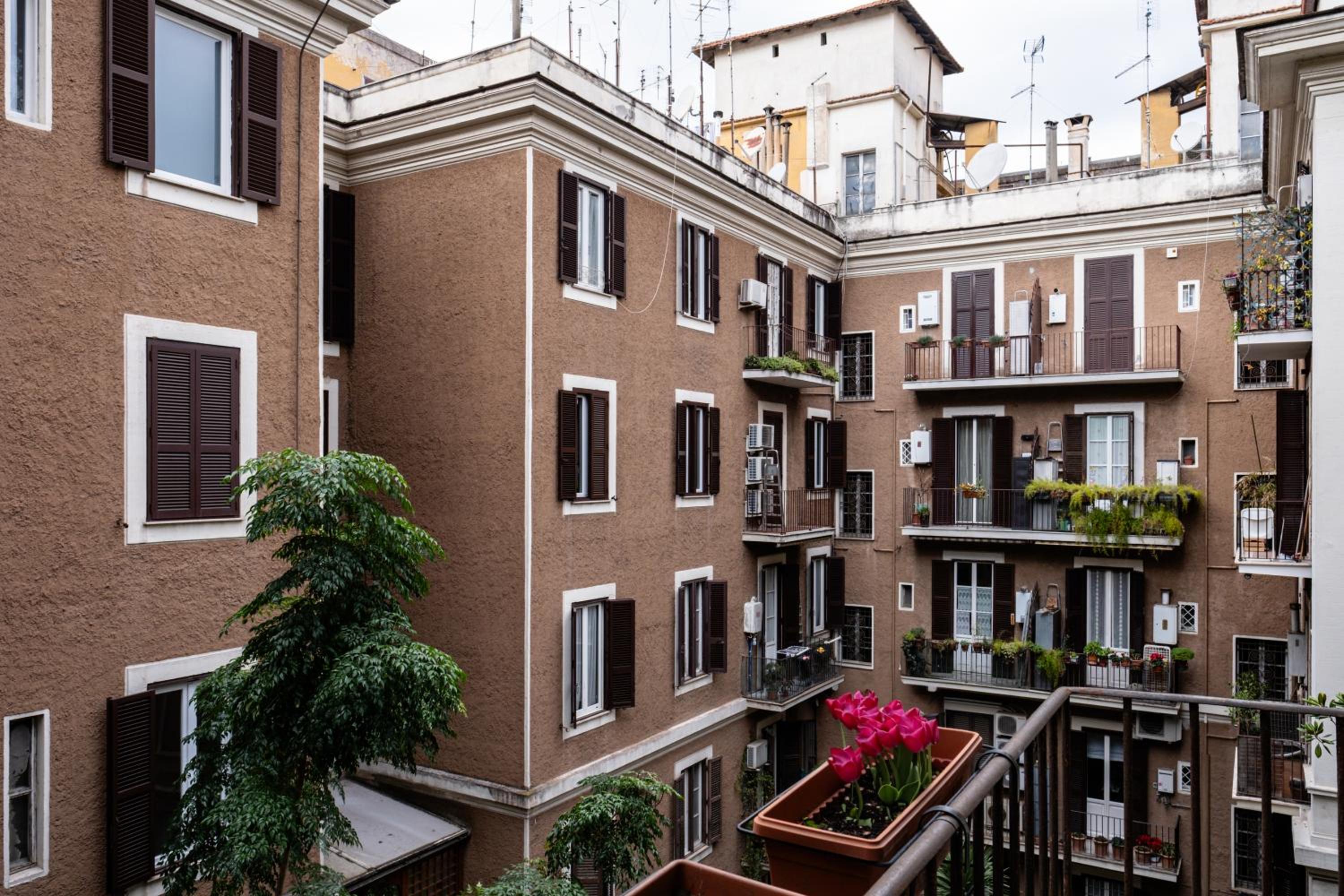 Via G. Ferrari Private Apartment