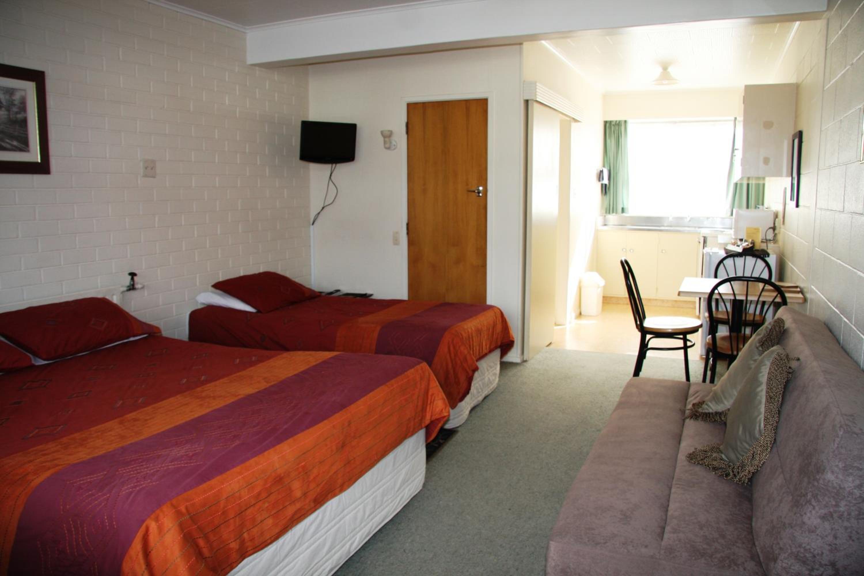 Kuirau Park Motor Lodge- Thermal Mineral pool