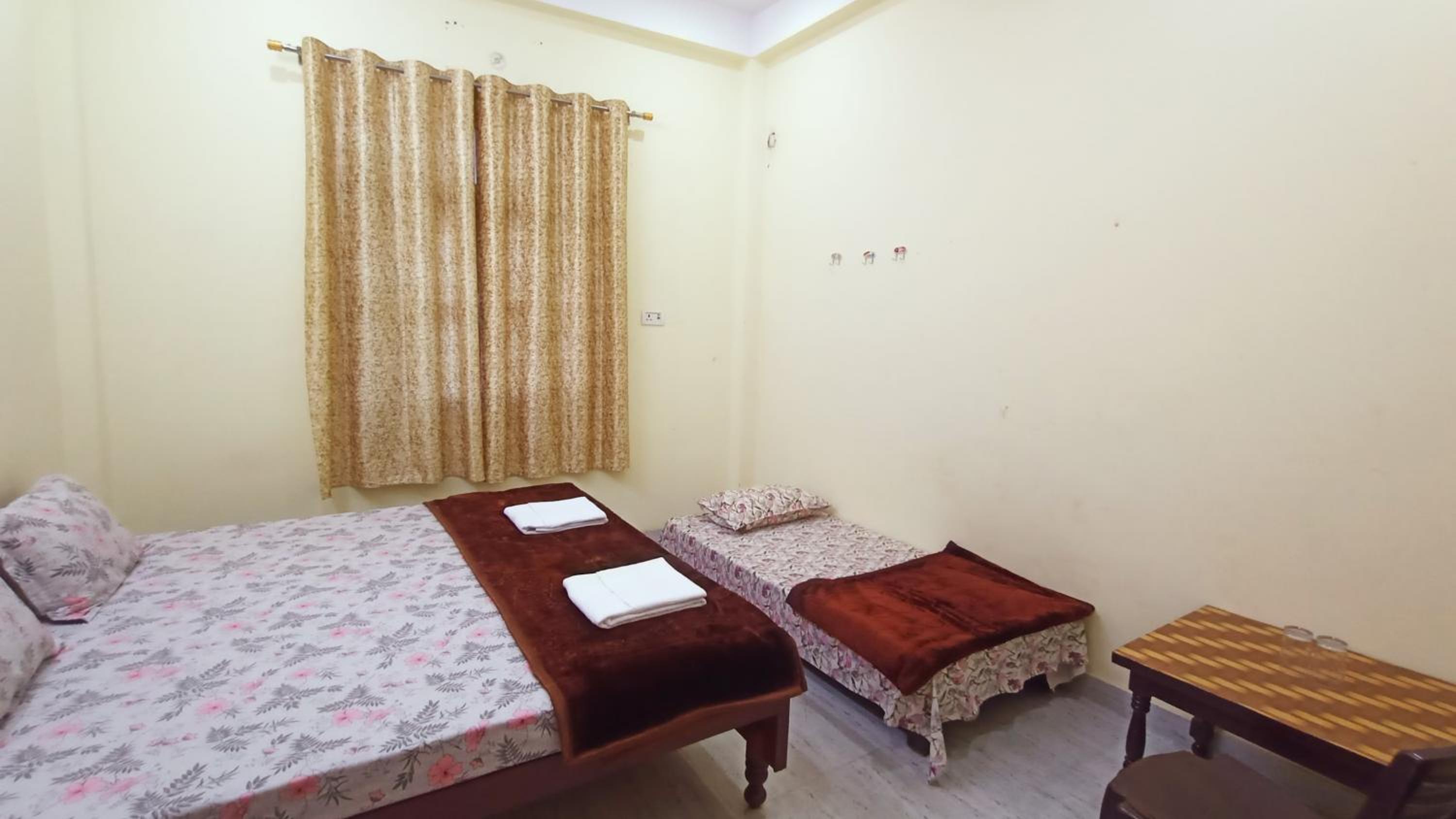 ARJUN PAYING GUEST HOUSE view 5