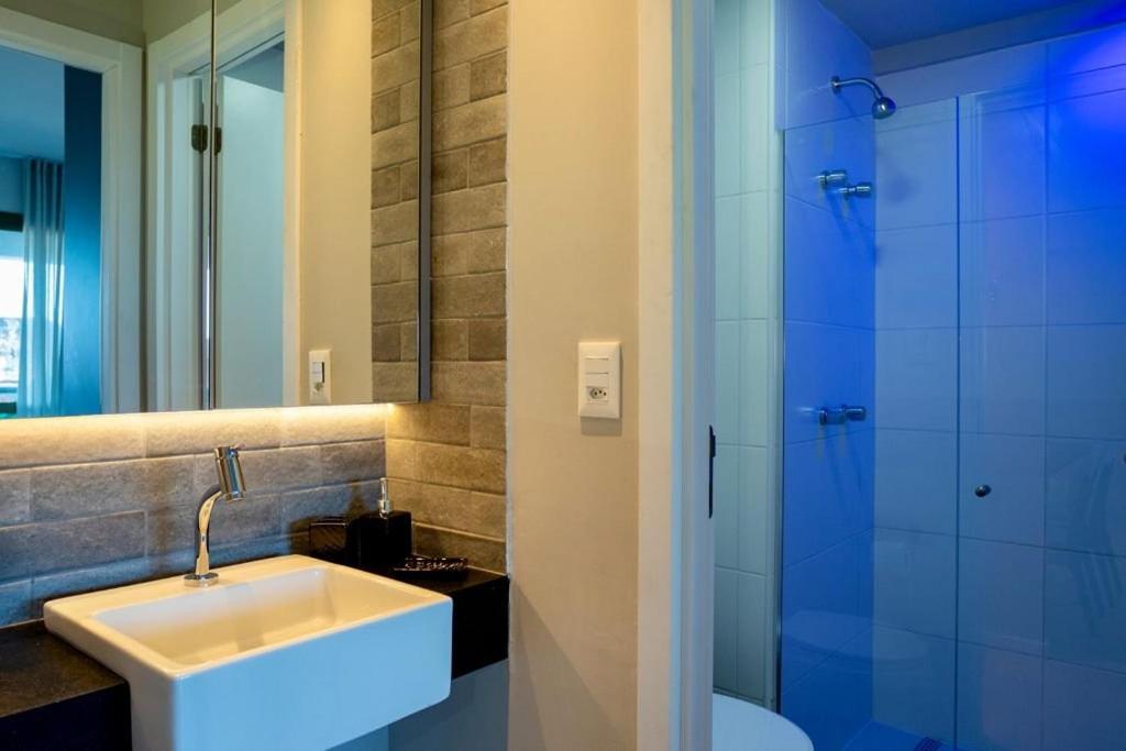 Apartamento no Condomínio Barra 535