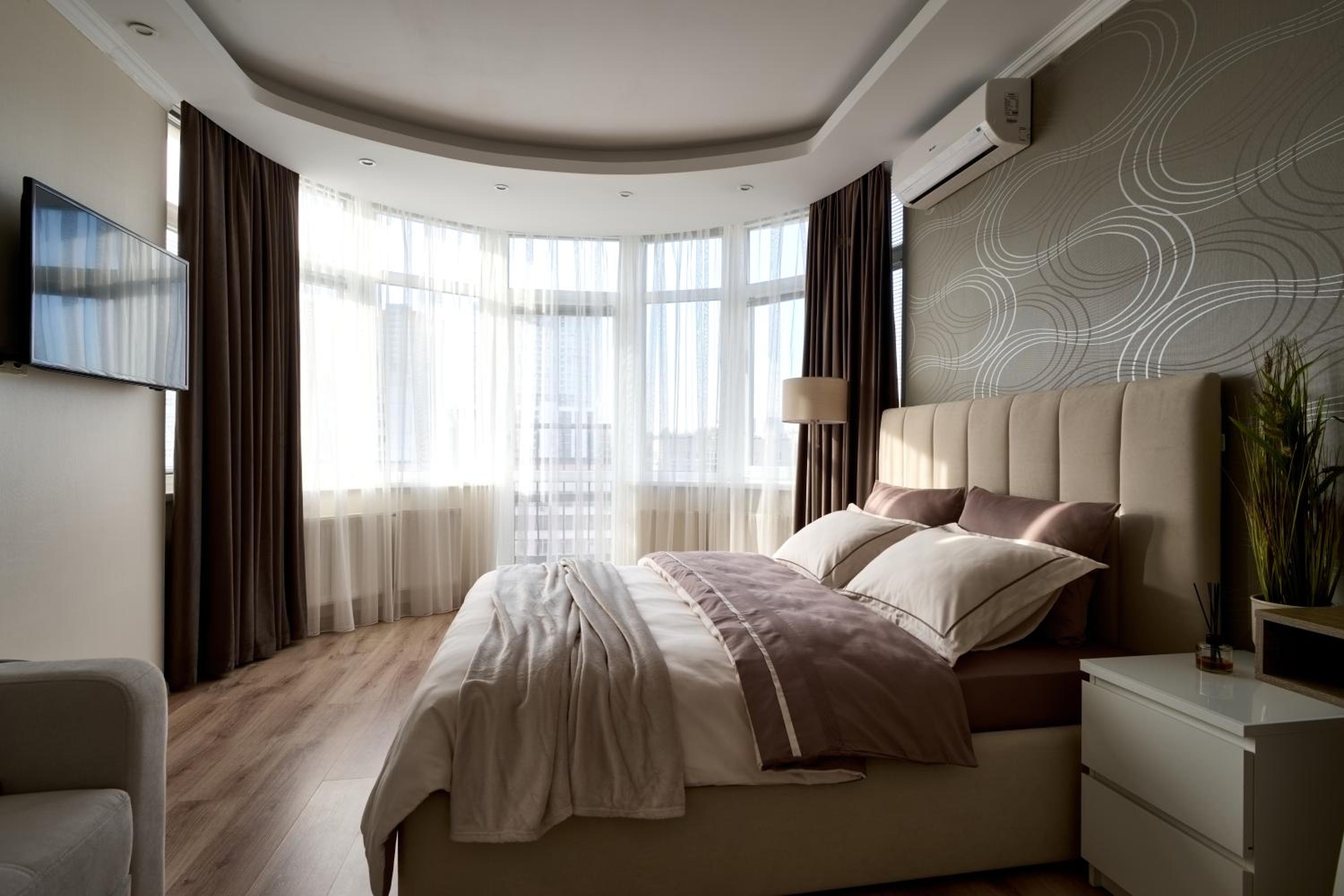 Сozy Kiev Apartment str Chernovola view 3