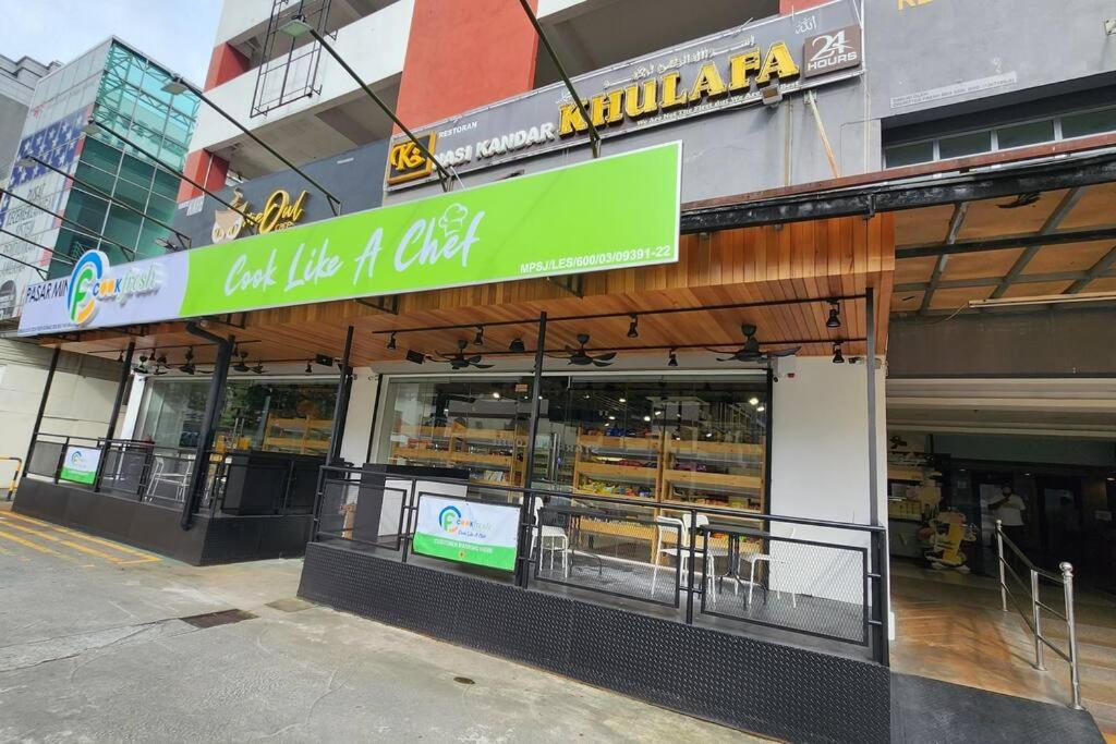 5mins to Sunway #Subang SS15 Stylish Studio #3pax photo 4