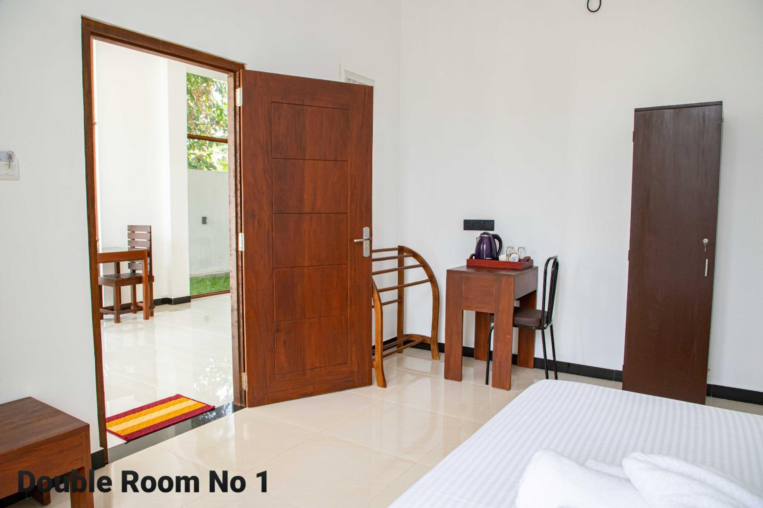 Randon Resort Mirissa