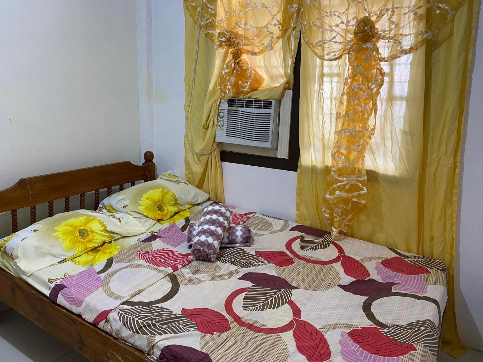 Spacious 3-BR House view 3