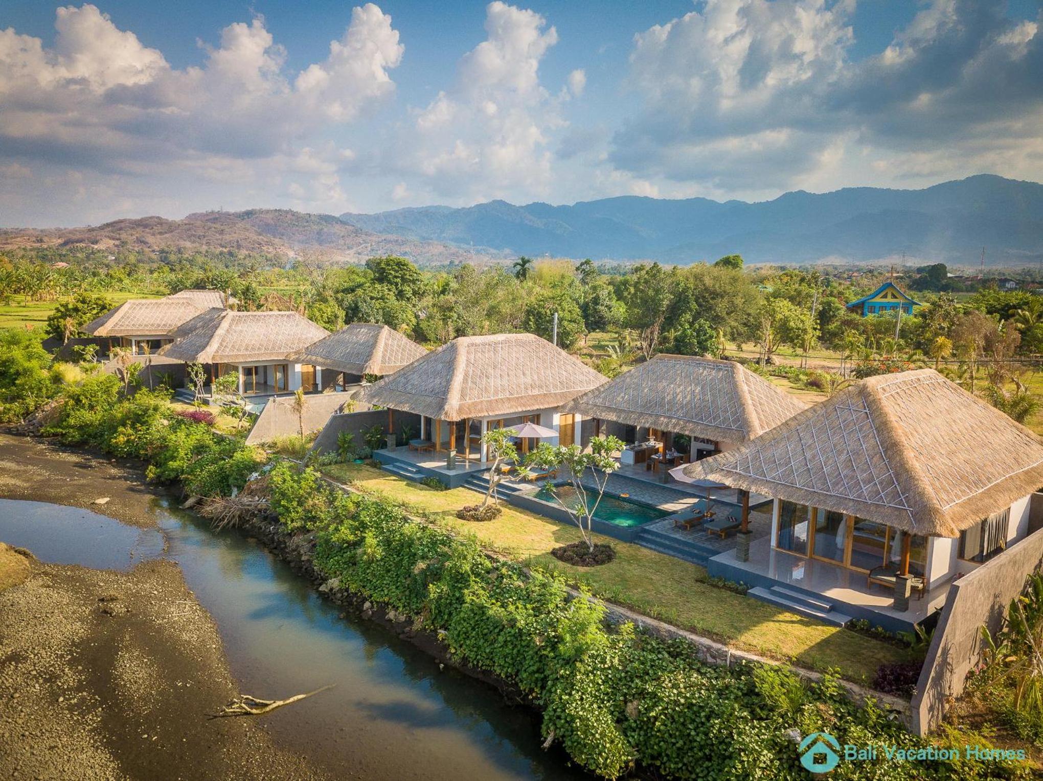 DeLuxe 2BR Villa with, Sawa view and private pool!