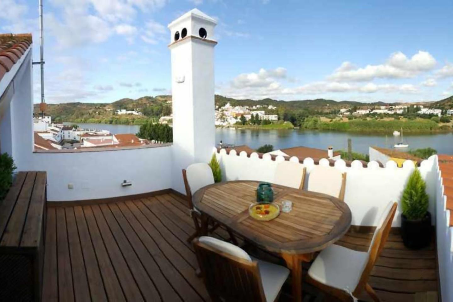 Casa rural La Rabá. Terraza con increíbles vistas
