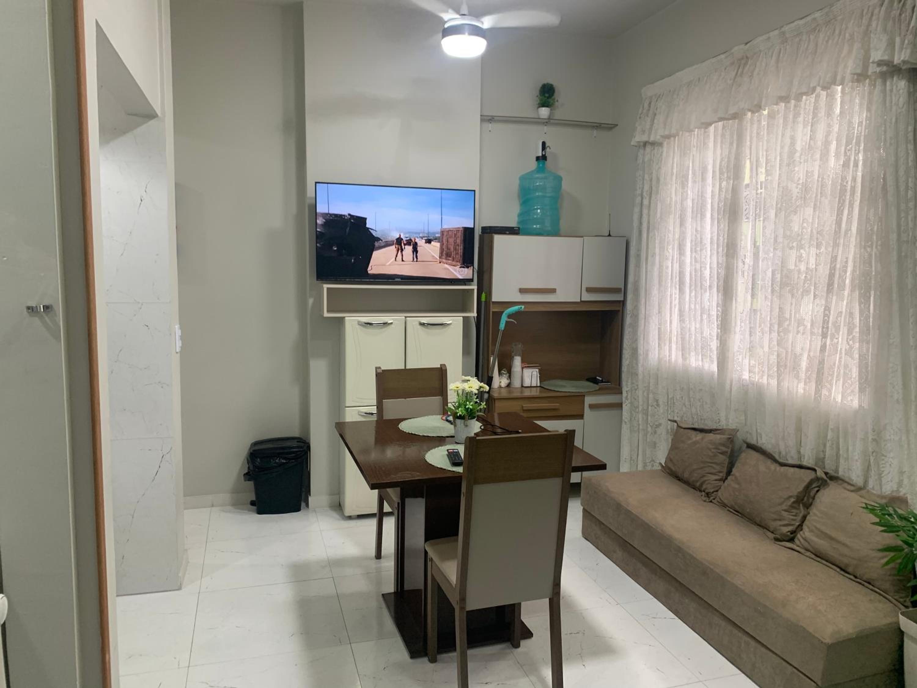 Apartment by the sea com Netflix