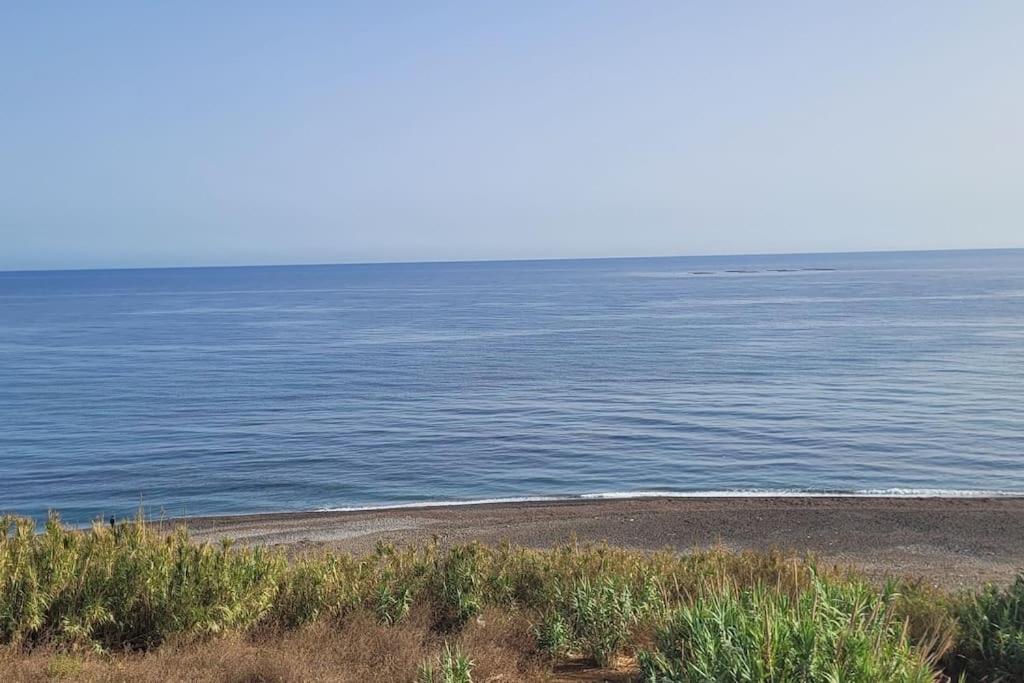 ILY House : Villa de plage avec piscine sans vis-à-vis.