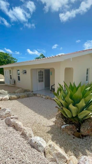 Vakantiehuisje Curacao-Casa Pura Vida