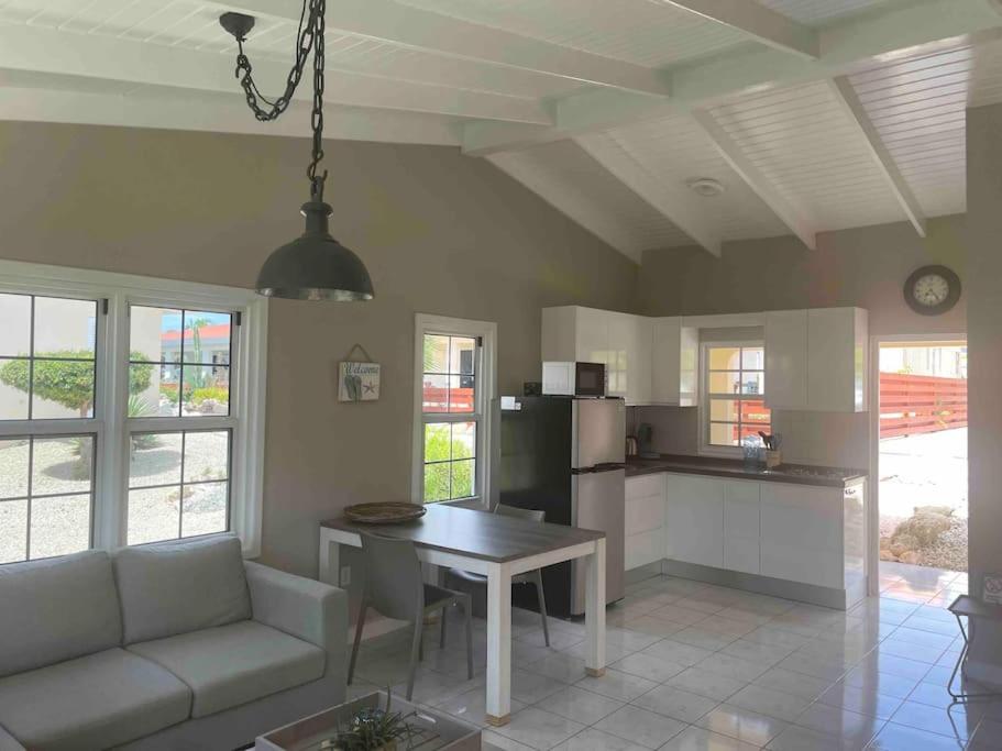 Vakantiehuisje Curacao-Casa Pura Vida