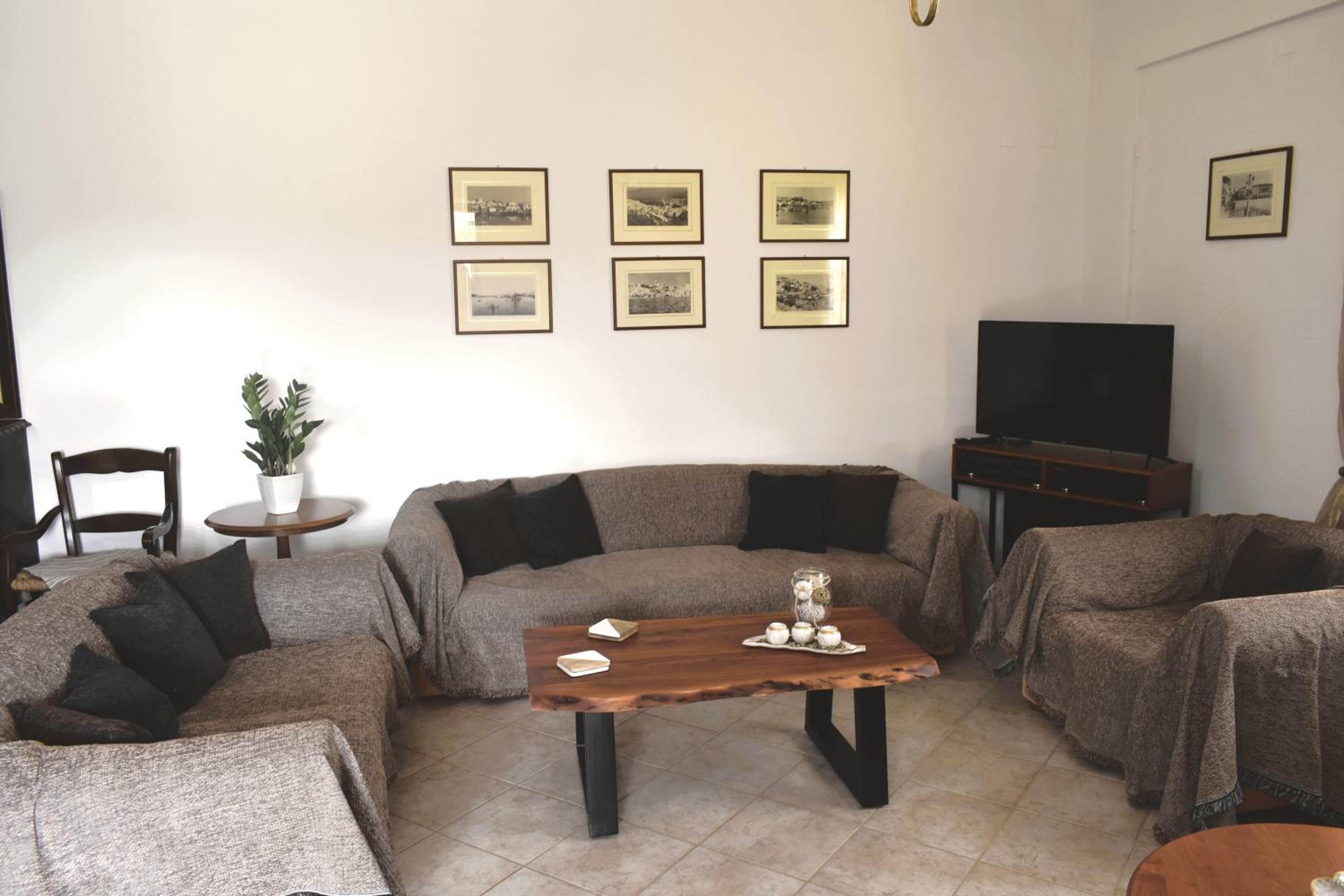 Villa Elia