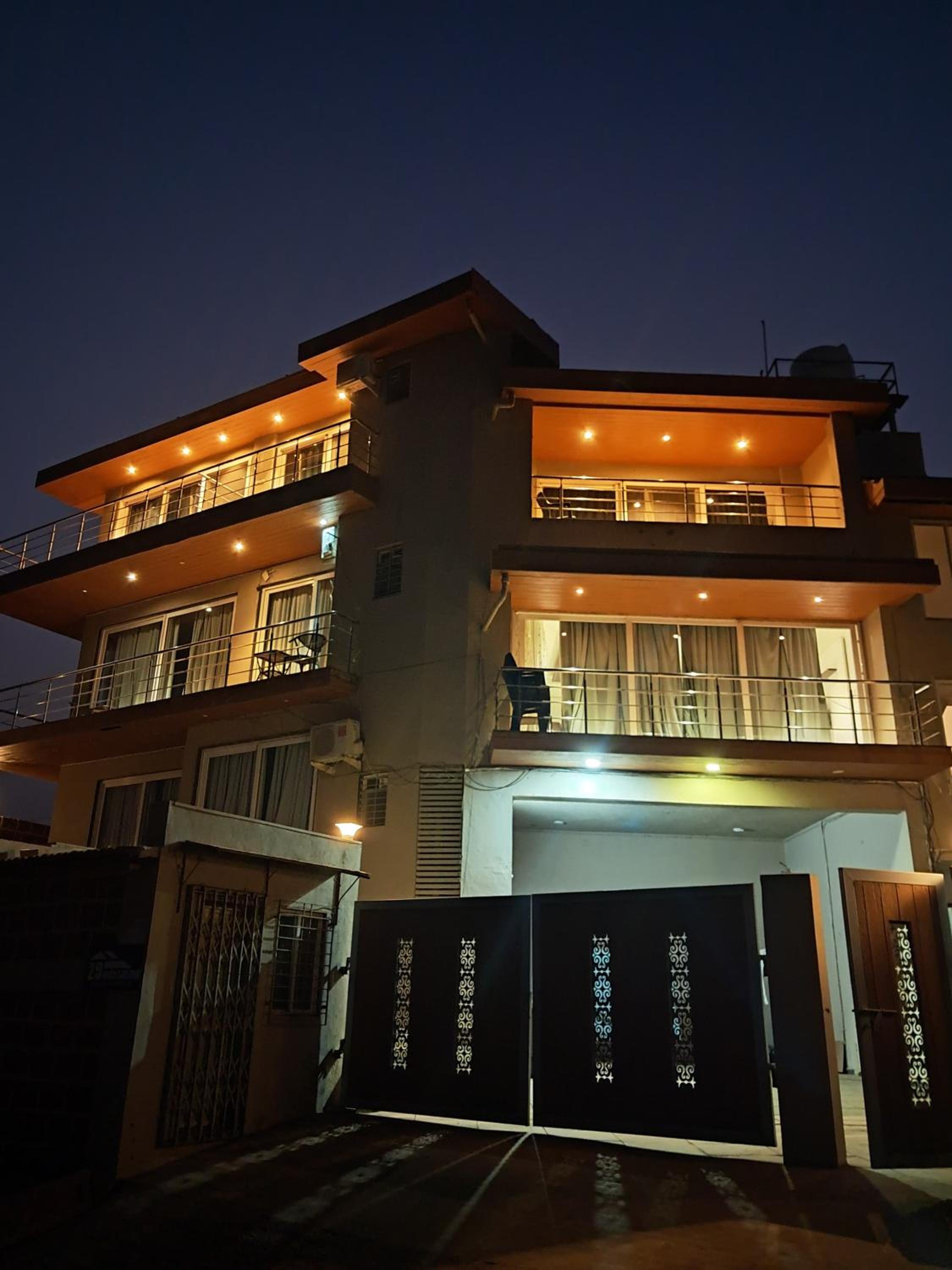 Hillview rooms by 29 bungalow view 3