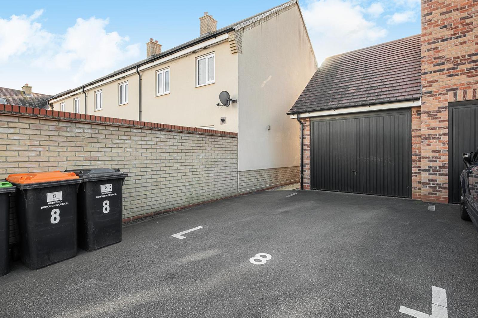 Our latest stunning property by Our Home Short Stays free parking super fast WiFi large back garden and crisp hotel white linen