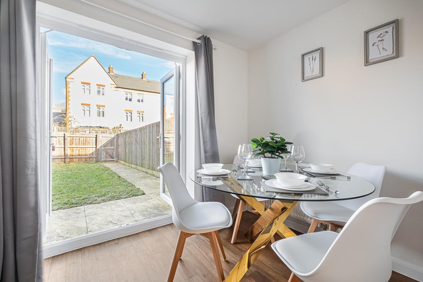 Our latest stunning property by Our Home Short Stays free parking super fast WiFi large back garden and crisp hotel white linen