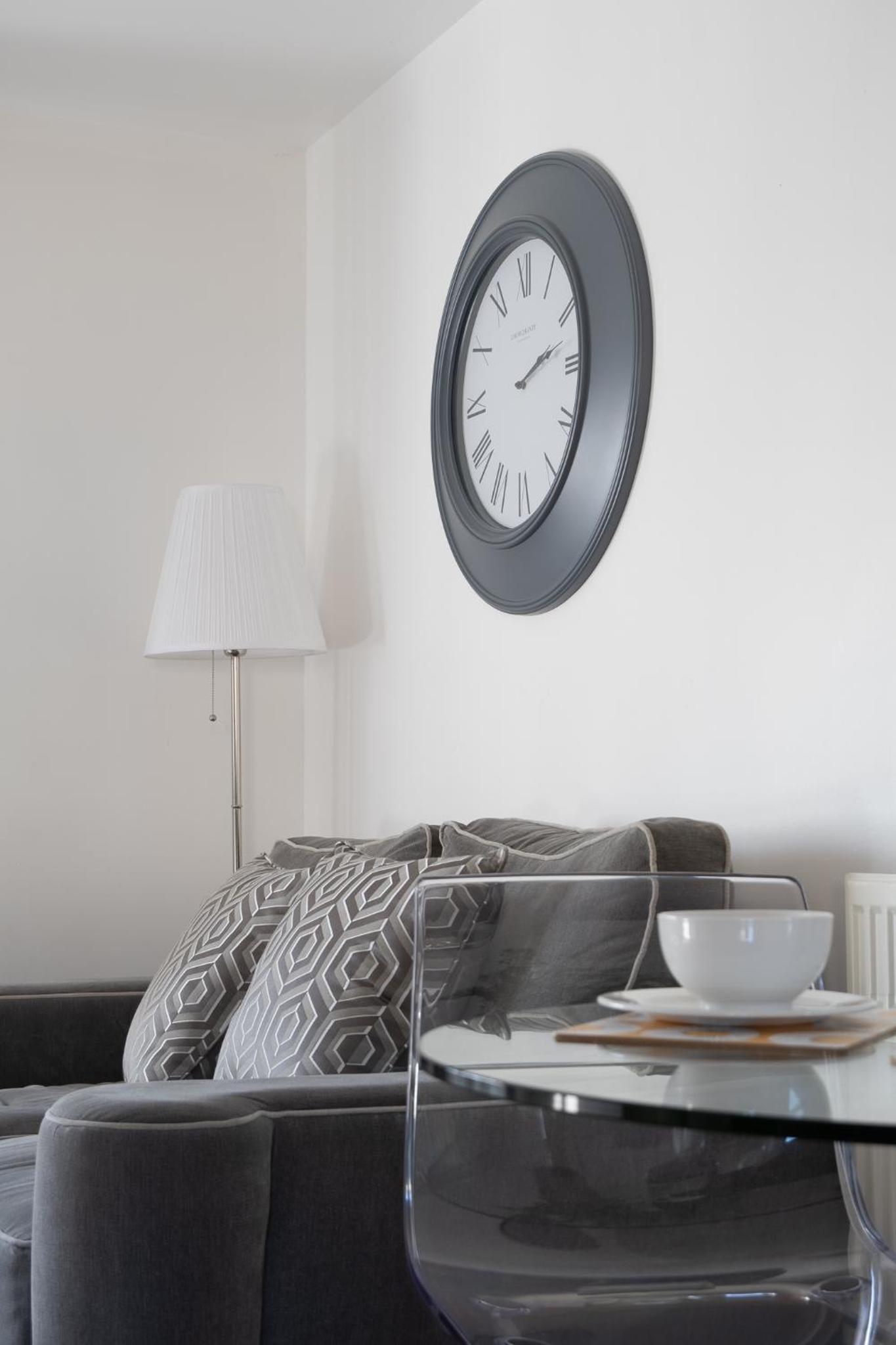 Sorrel House Stylish 2 Bedroom 2 Bathroom view 4