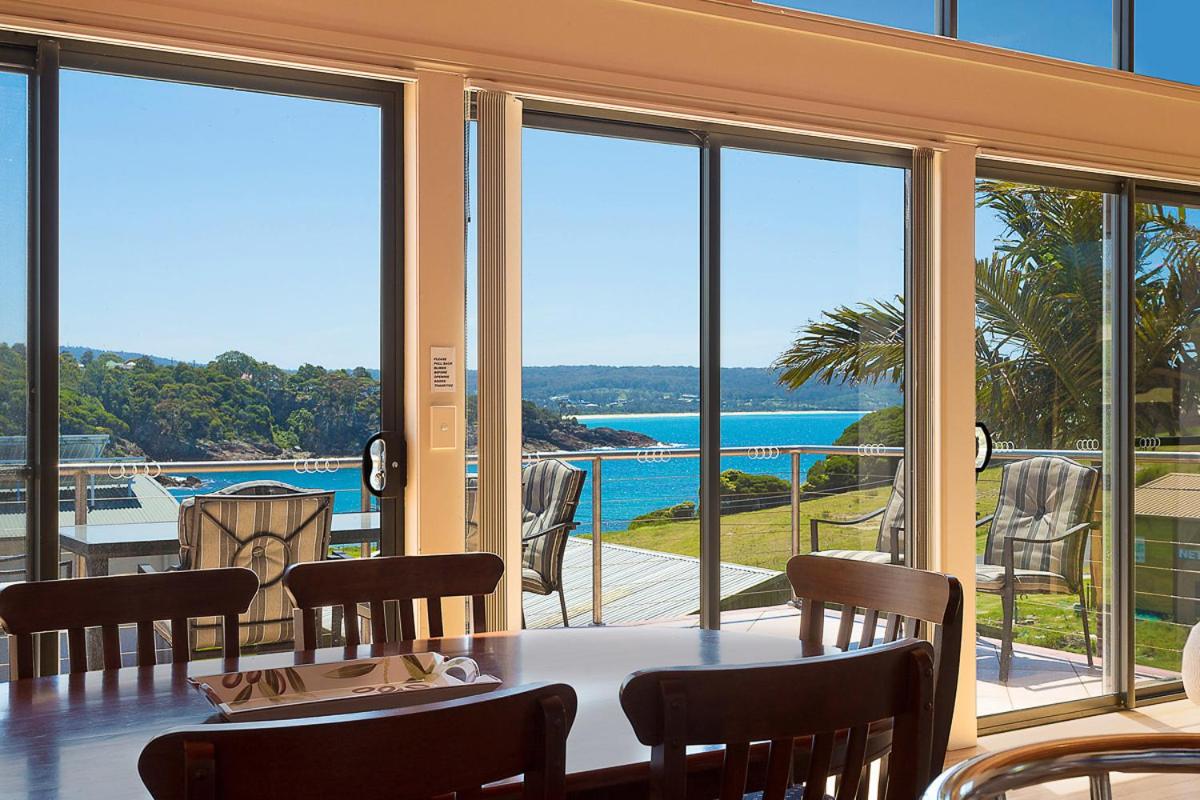 Snug Cove Villas
