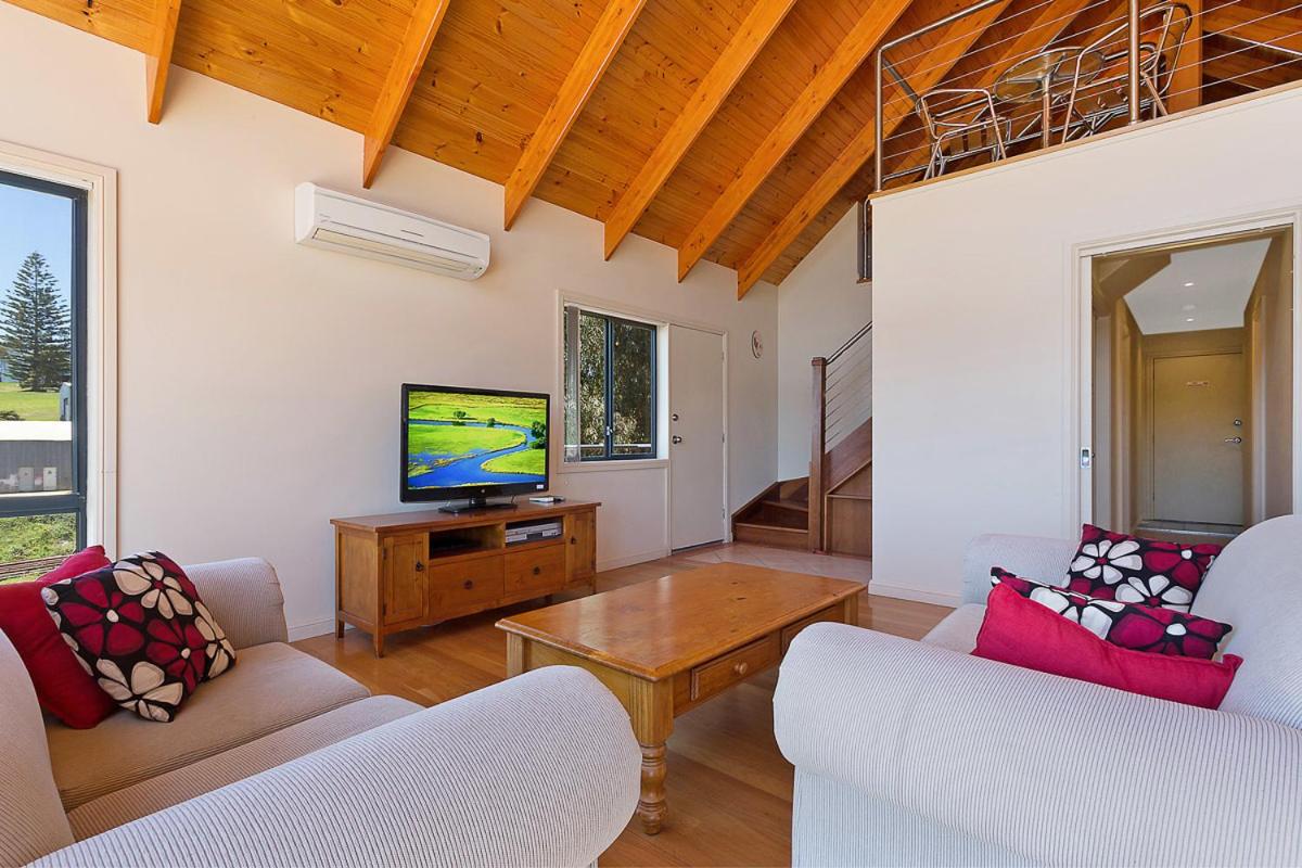Snug Cove Villas