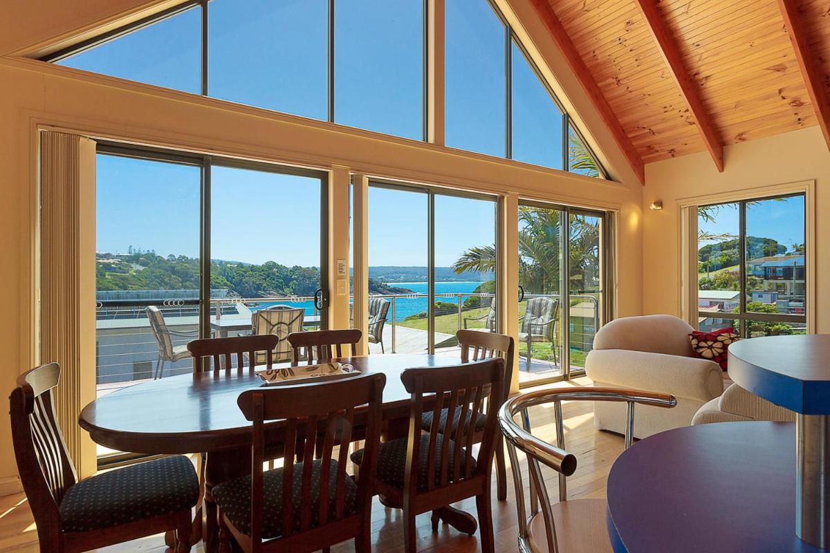 Snug Cove Villas