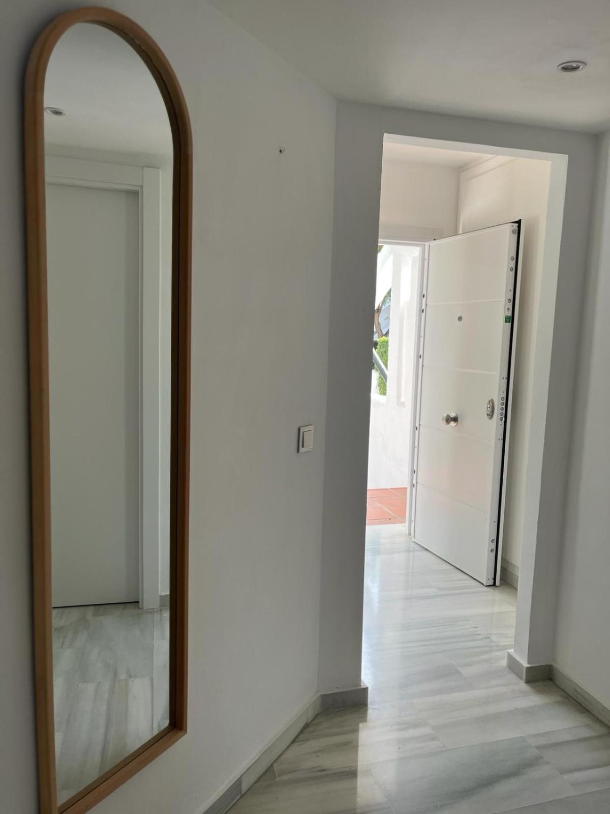 Newly Refurbished Townhouse Los Naranjos, Puerto Banus