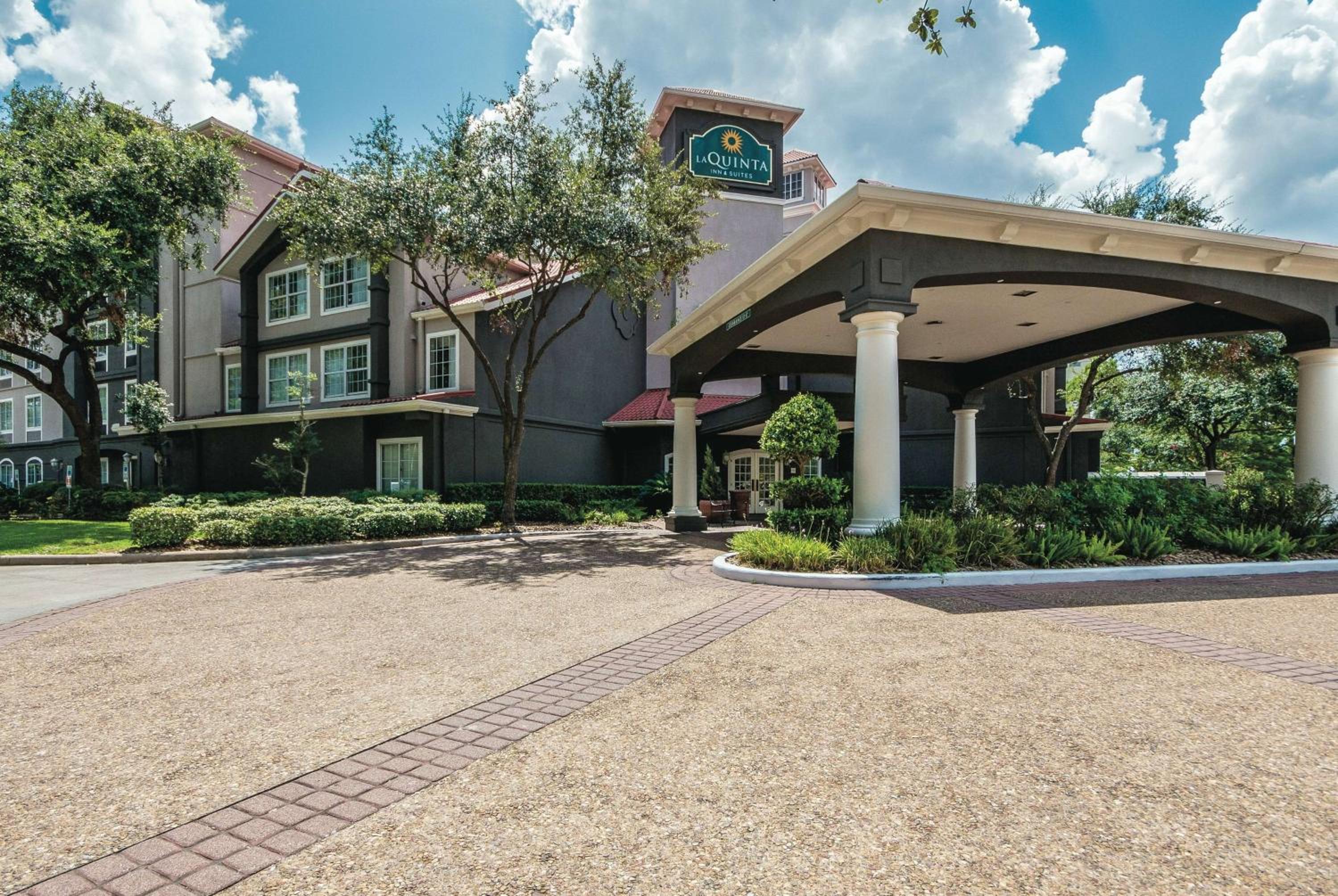 La Quinta Inn Suites by Wyndham Houston Bush IAH South - Property Image 27
