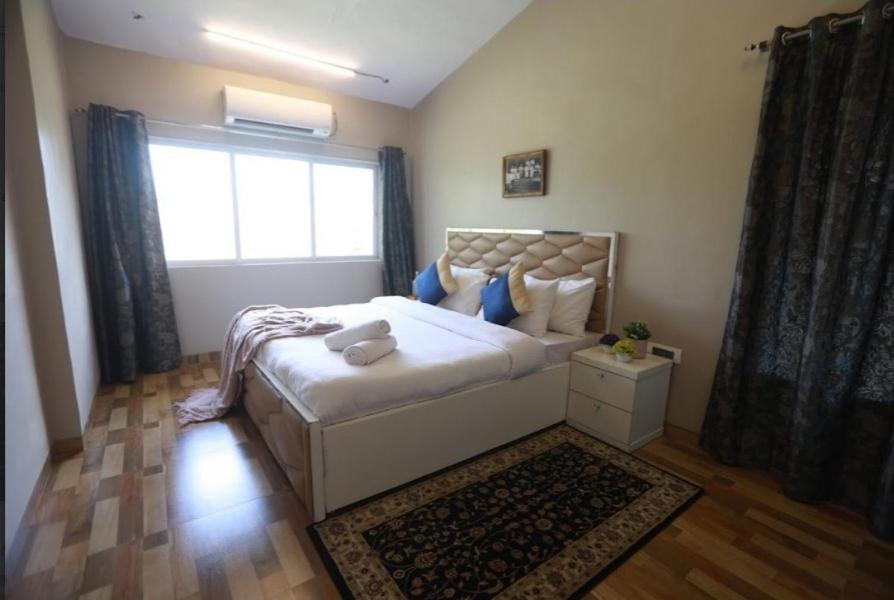 Boarding House