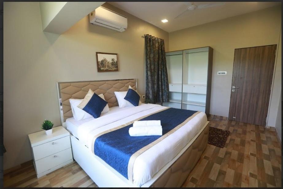 Boarding House