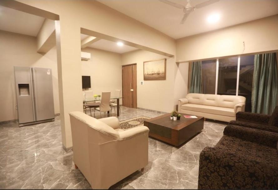 Boarding House