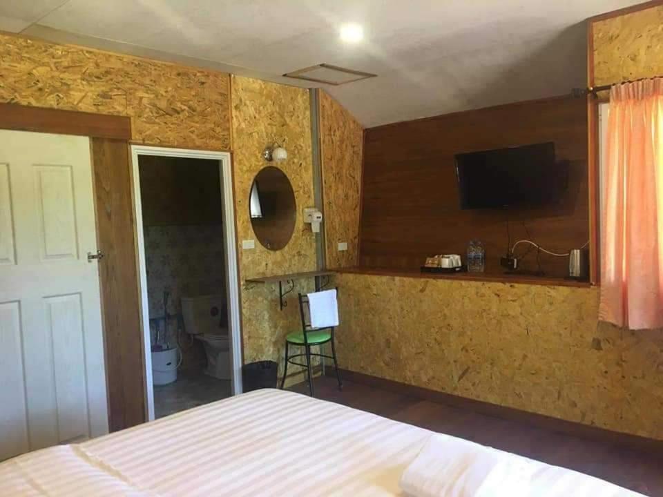 ฟาดิลบังกะโล Fadel bungalow