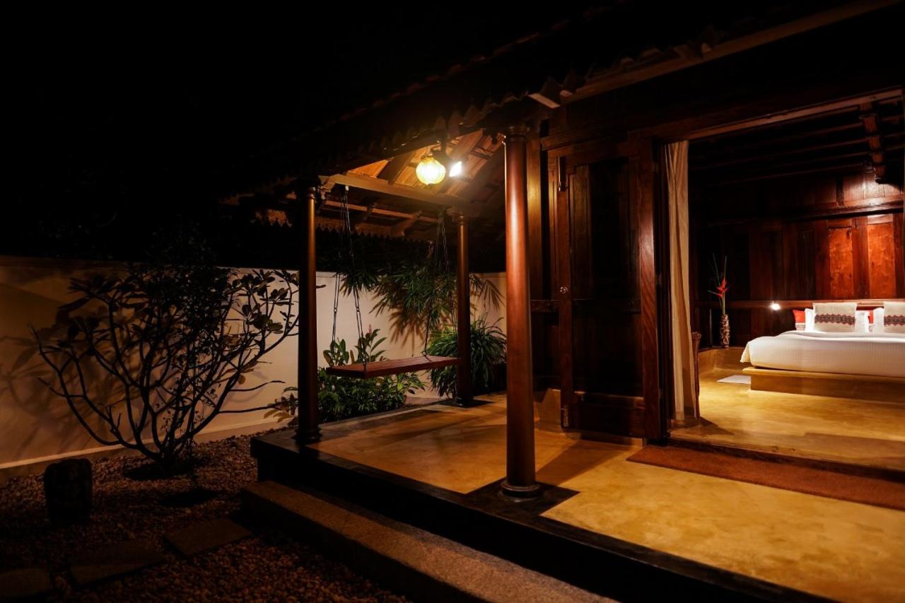 Lakeshore Villa
