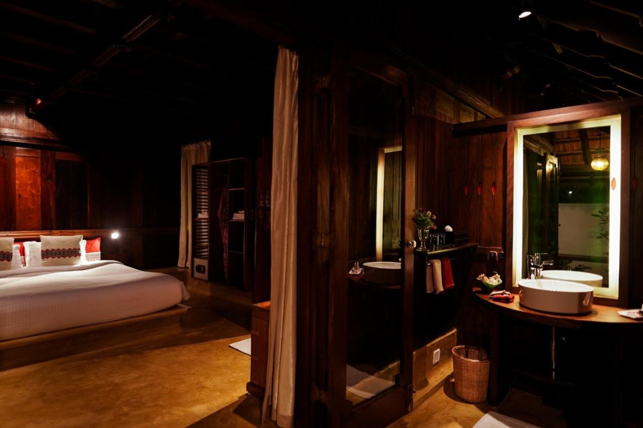 Lakeshore Villa