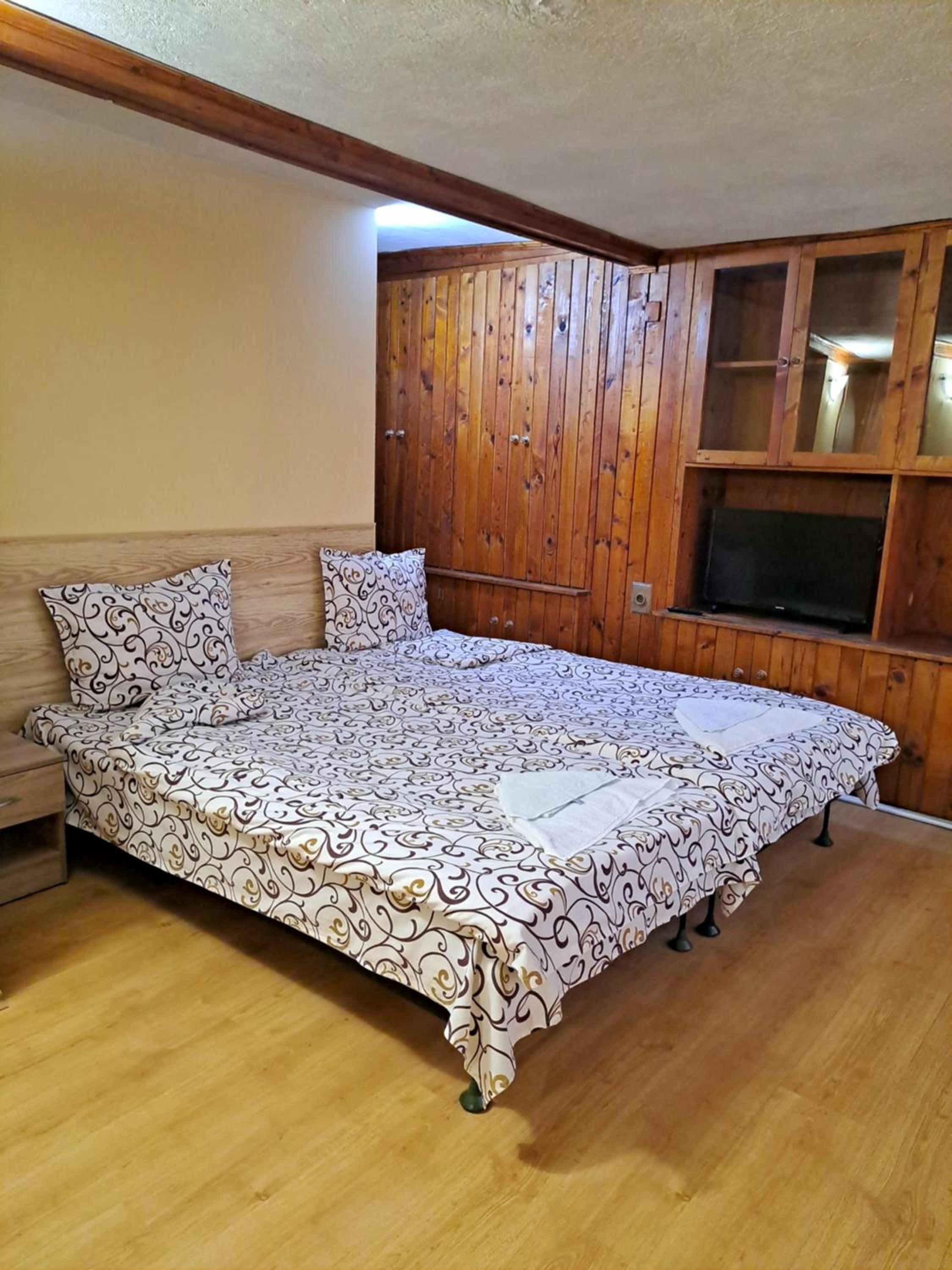 Kovacha Guest House