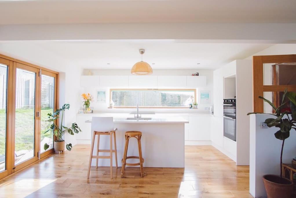 Family Home with Sauna & Garden view 2