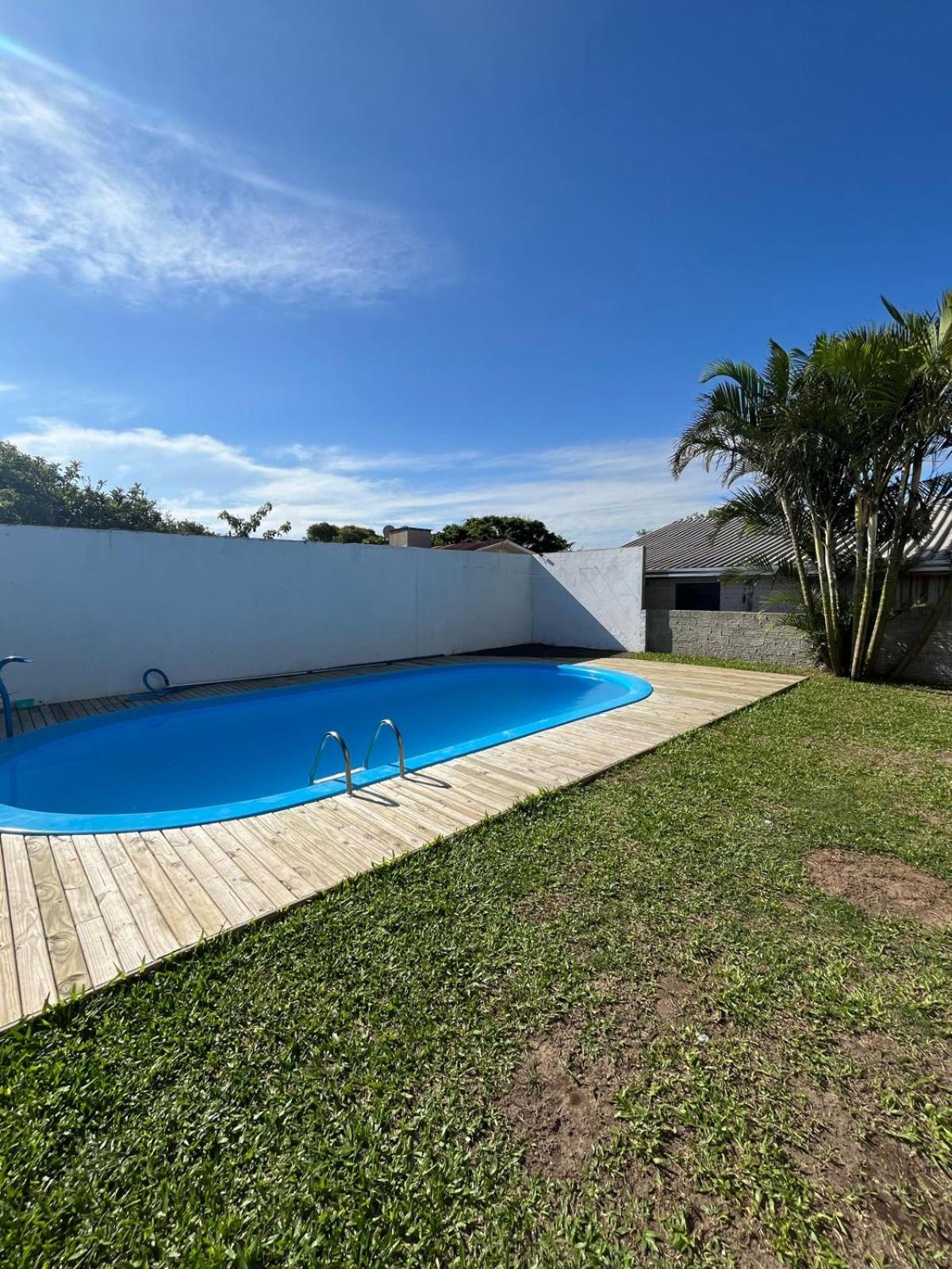 Casa com piscina