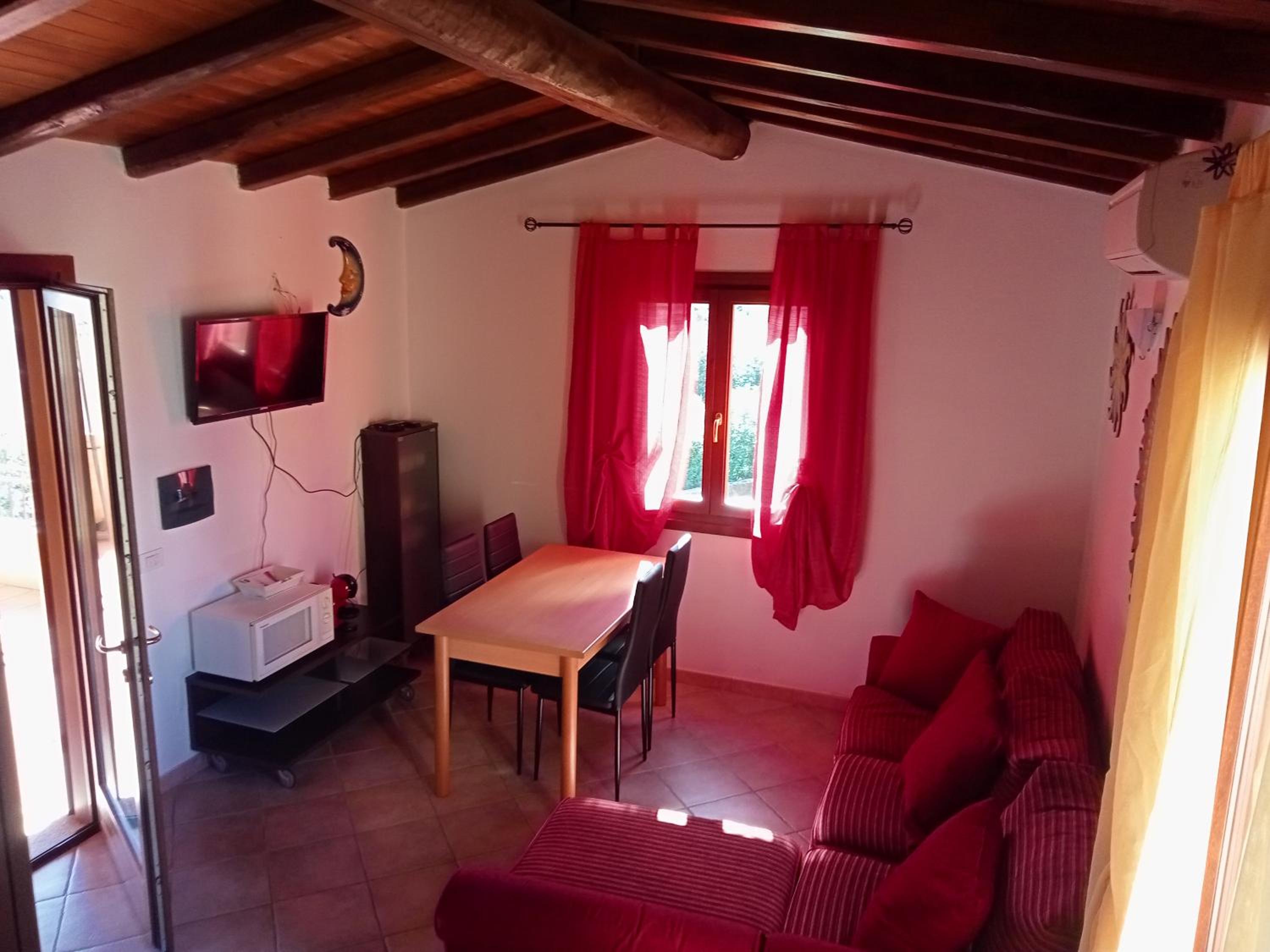 Trilocale climatizzato Tanaunella