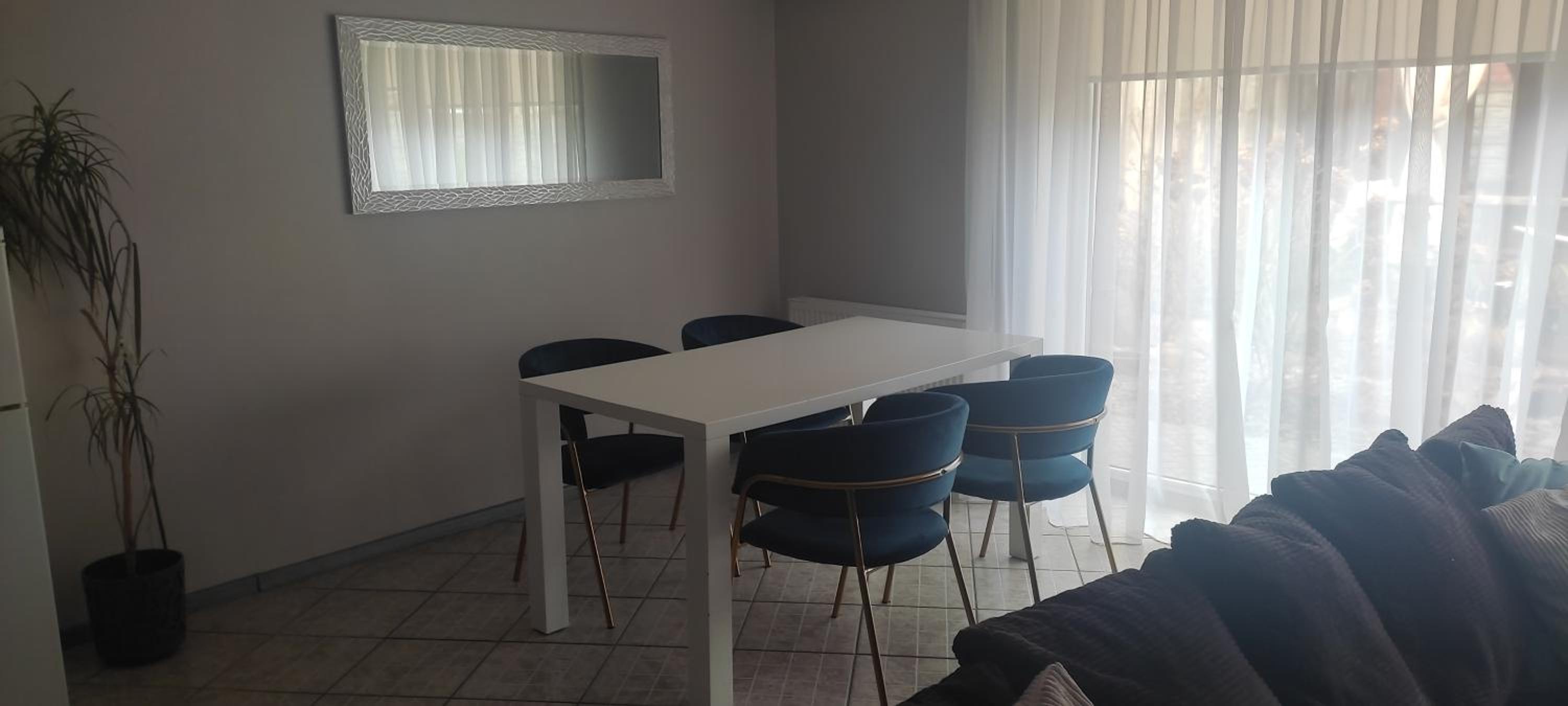 Apartments near old town with private parking view 5