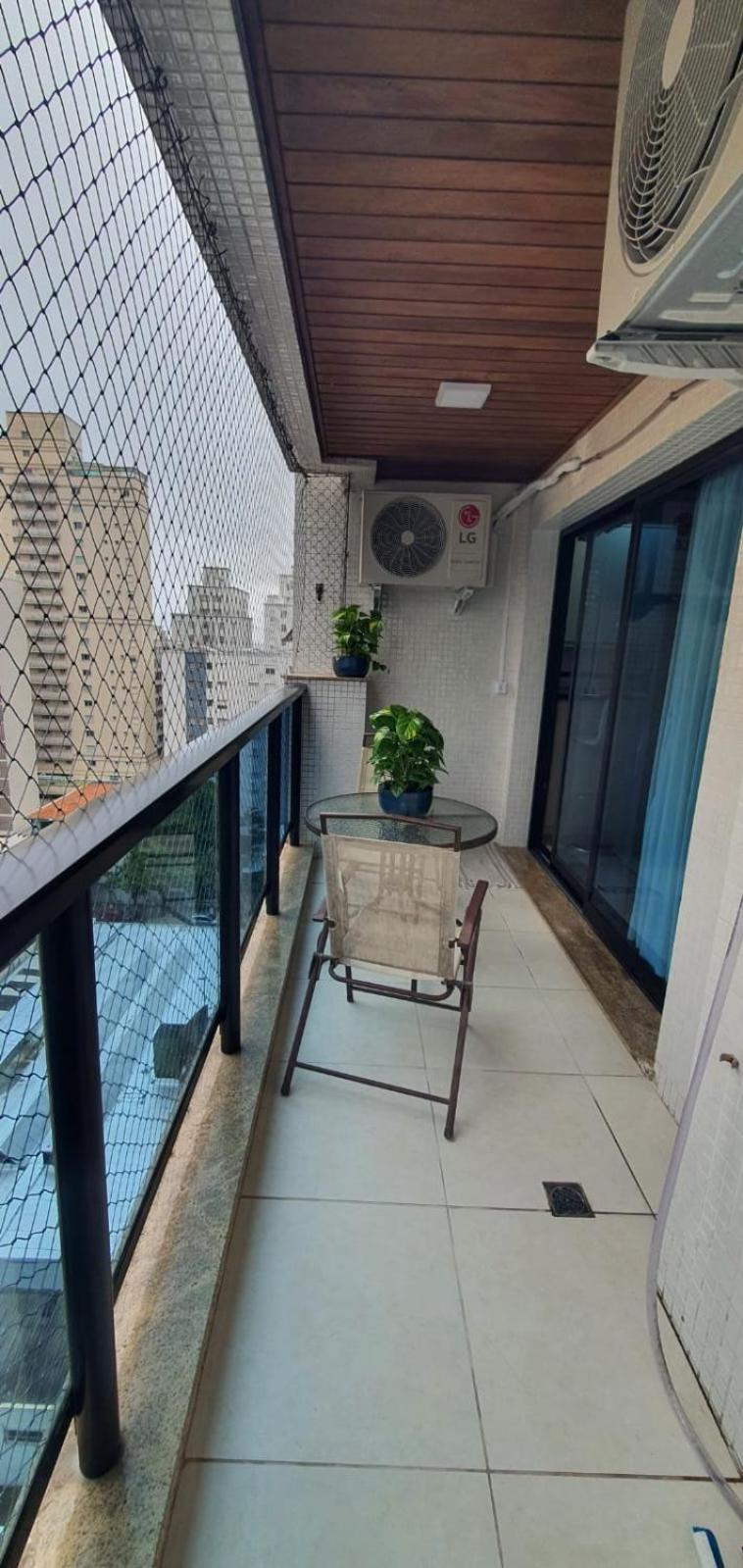 Flat Pitangueira com Piscina-Capitânia Varan