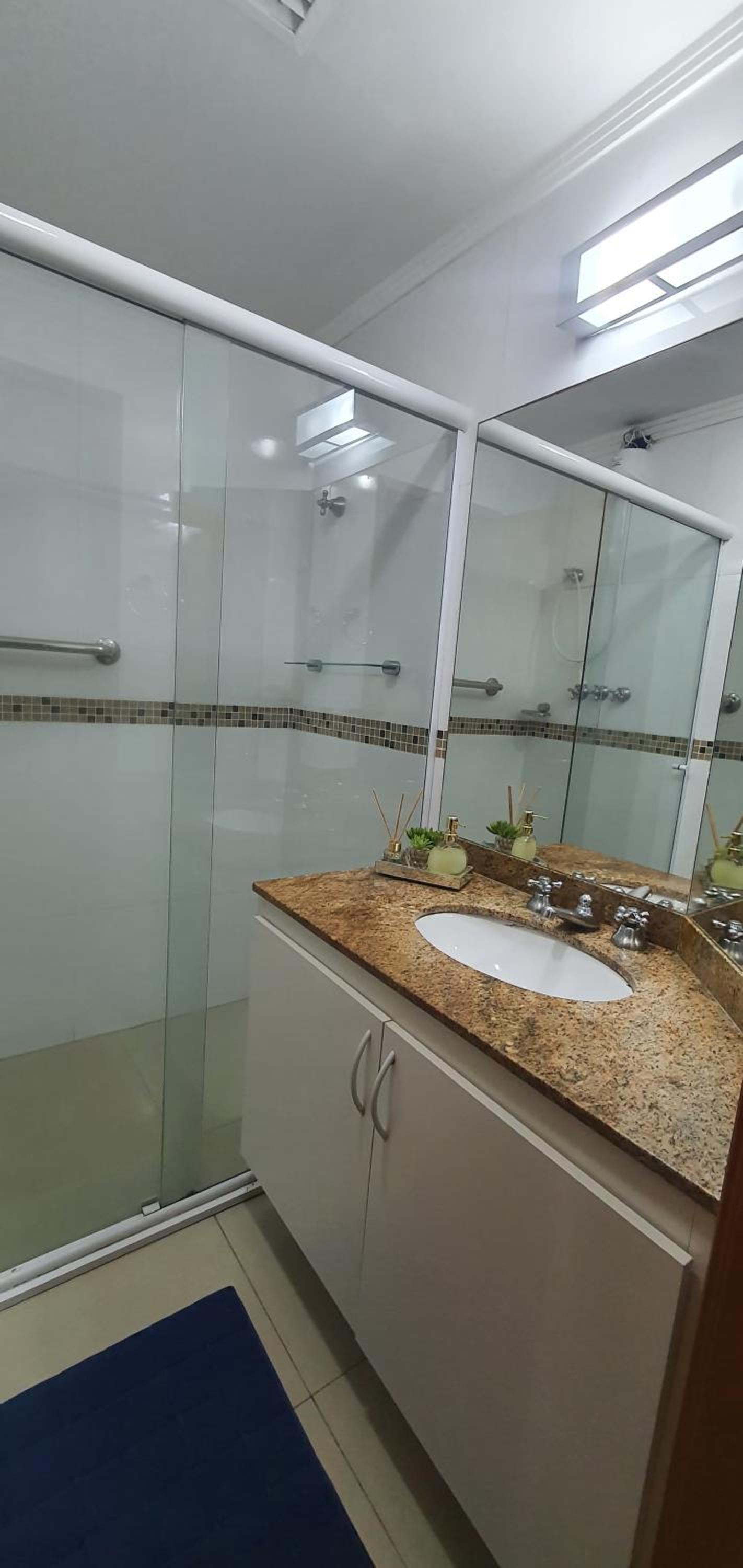 Flat Pitangueira com Piscina-Capitânia Varan